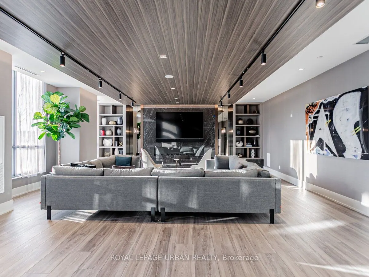 286 Main Street, #2311