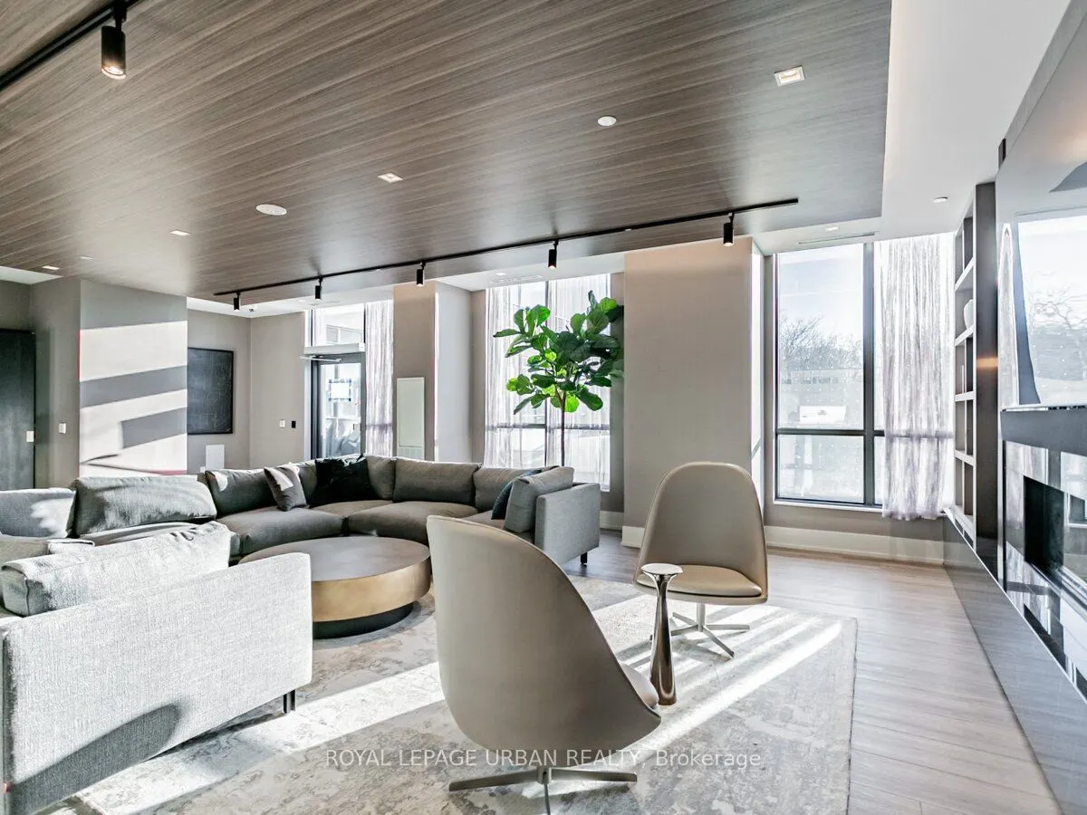 286 Main Street, #2311