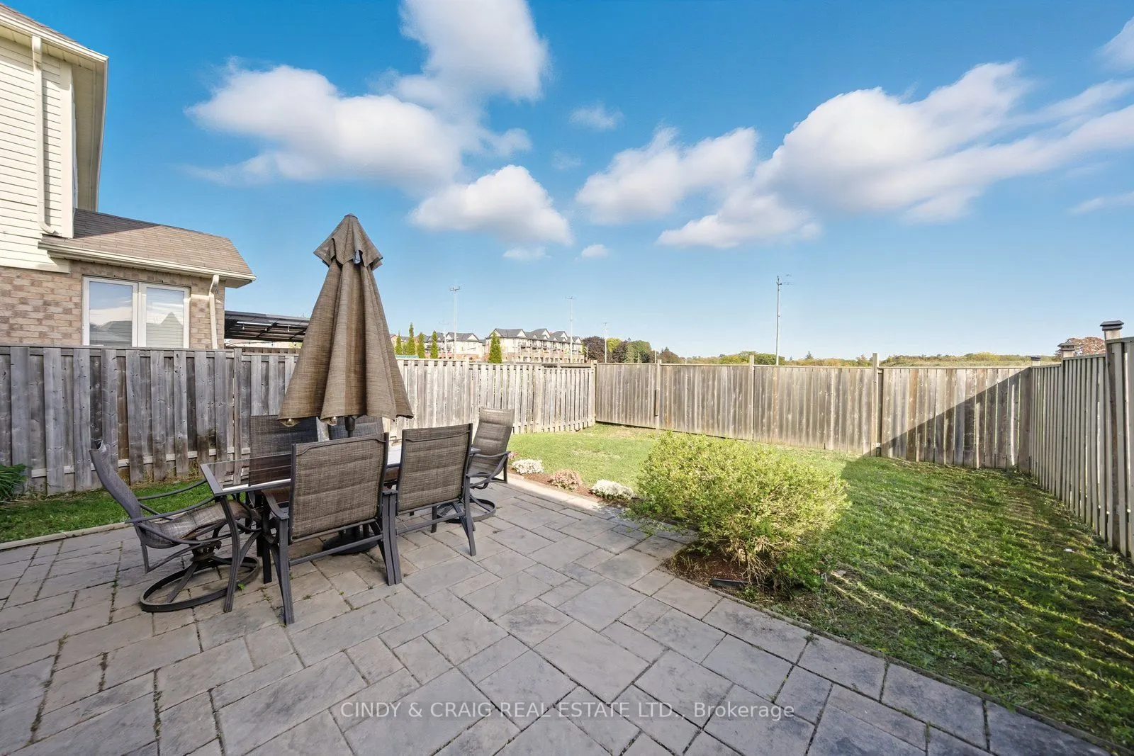119 Dewell Crescent