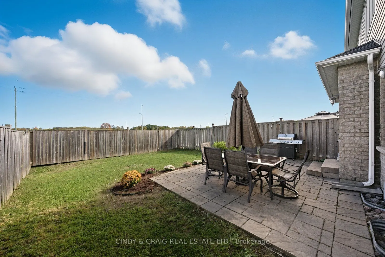 119 Dewell Crescent