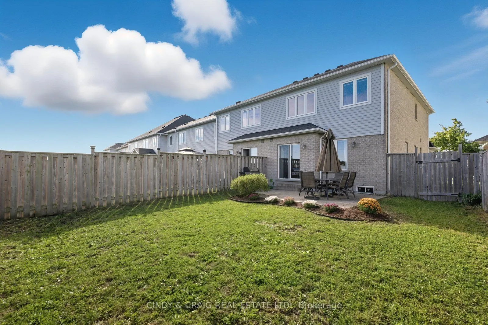 119 Dewell Crescent