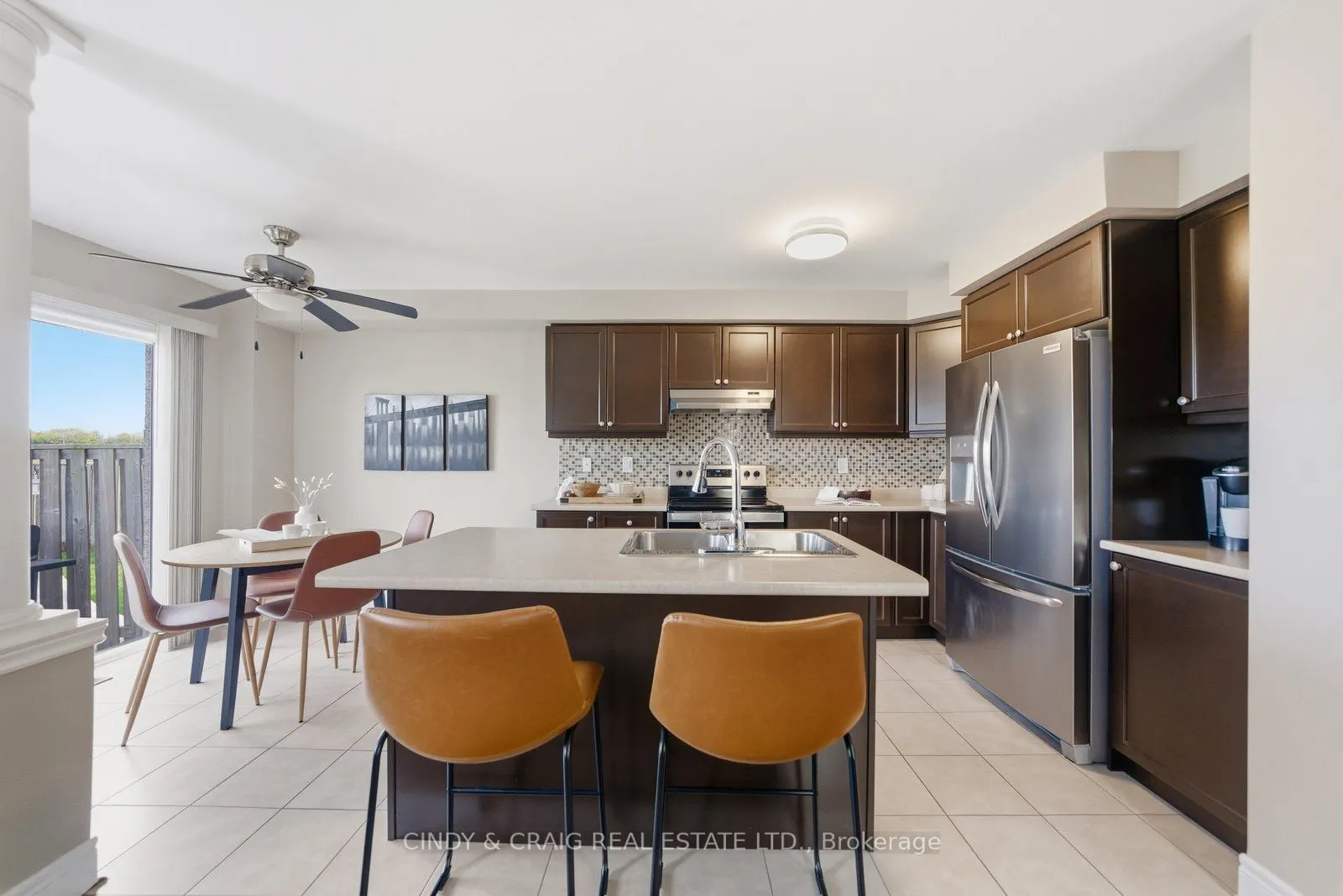 119 Dewell Crescent