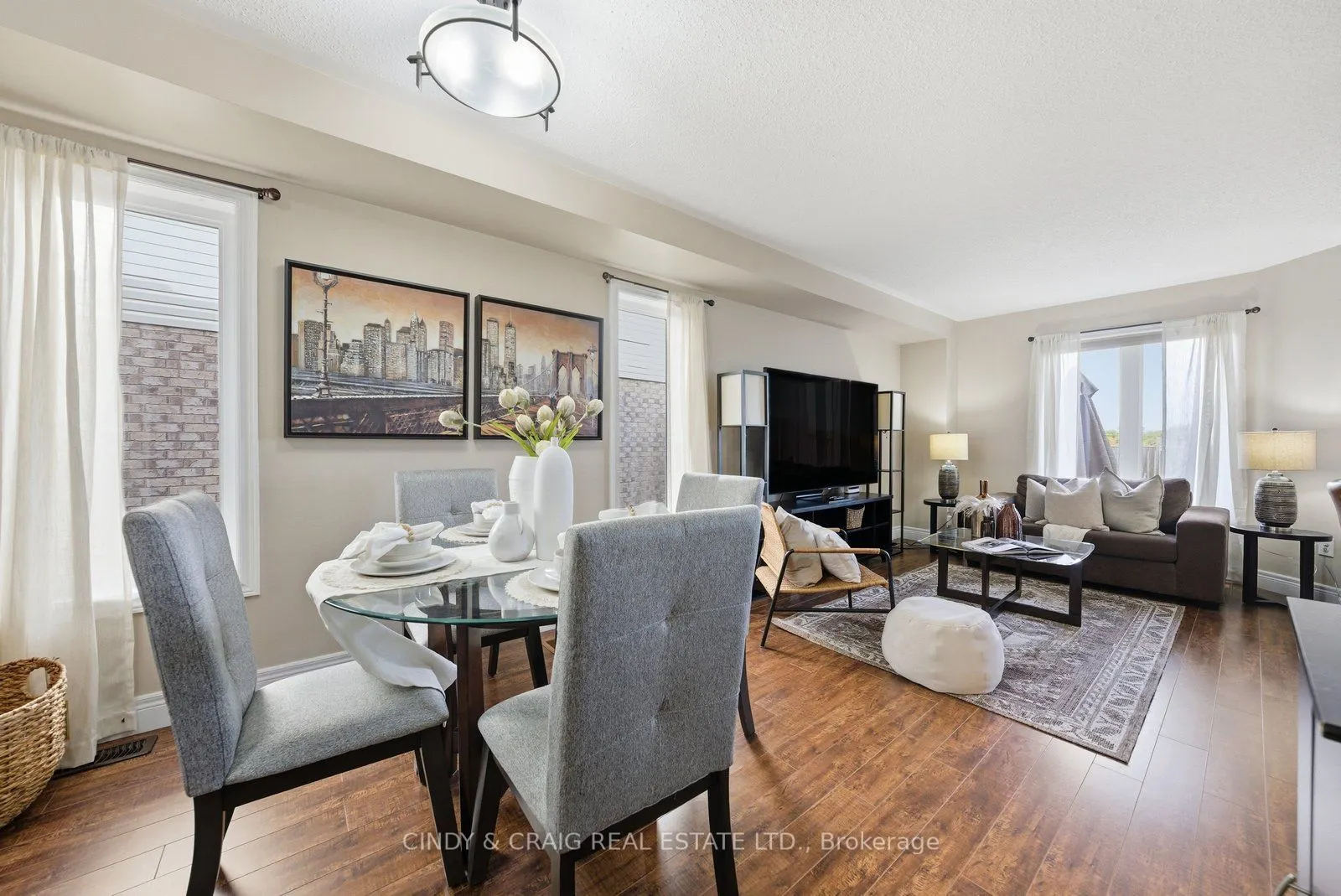 119 Dewell Crescent