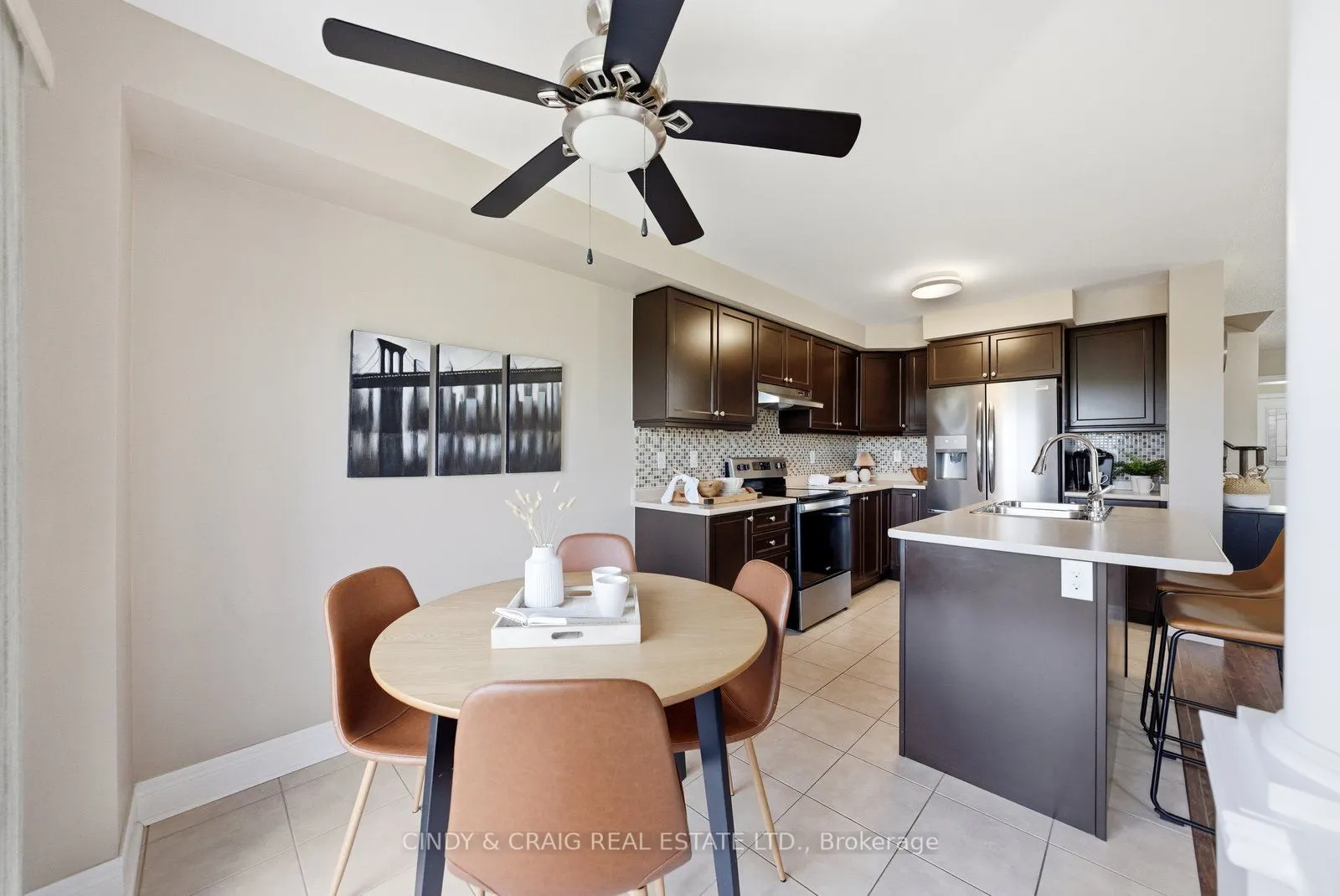 119 Dewell Crescent