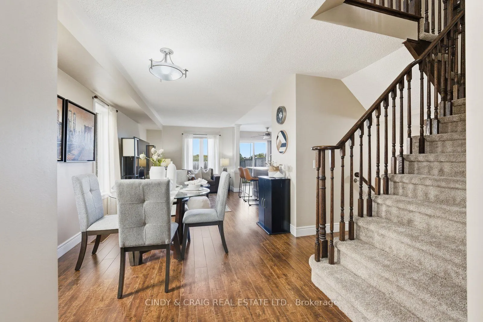 119 Dewell Crescent
