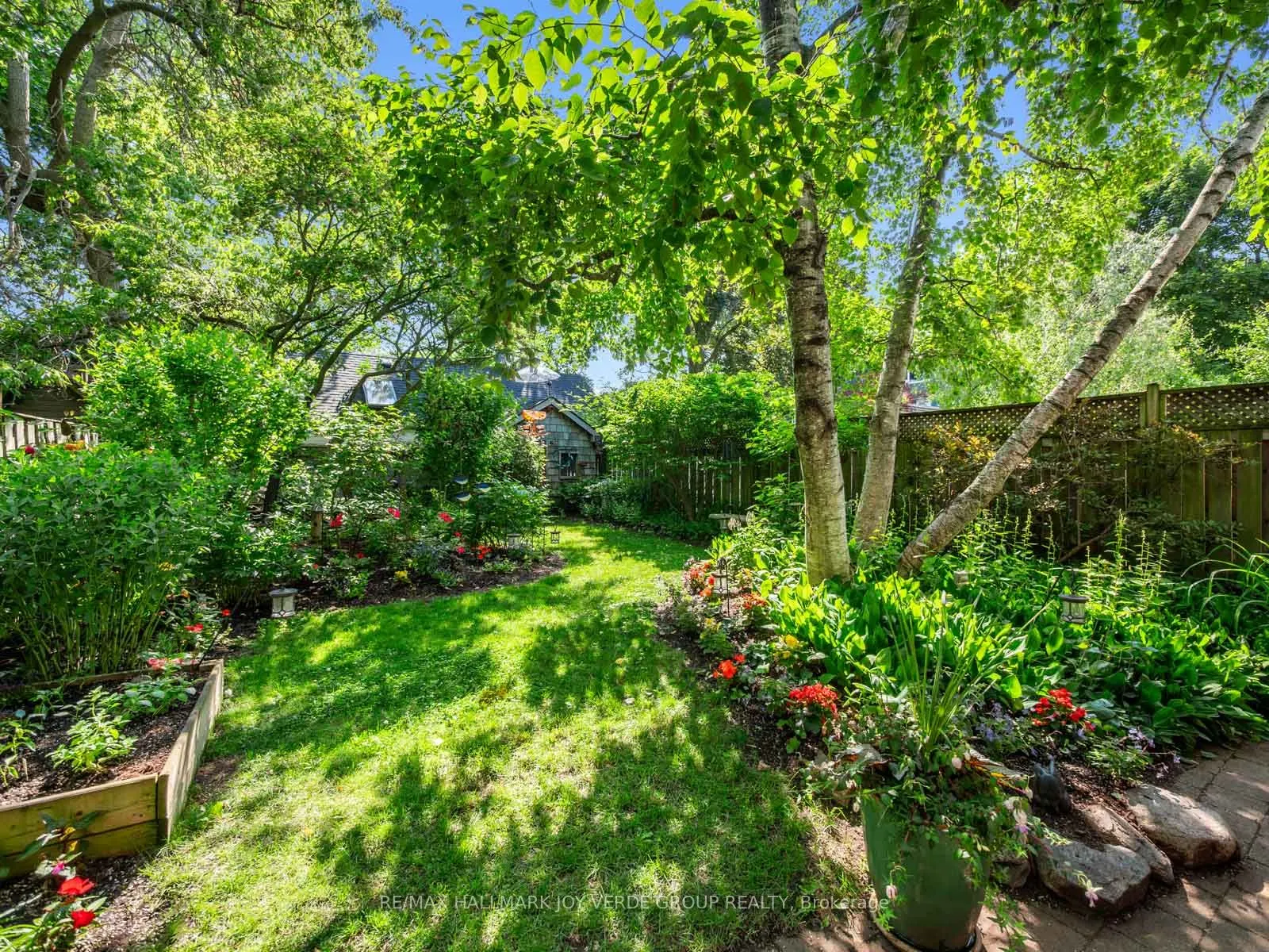 163 Courcelette Road