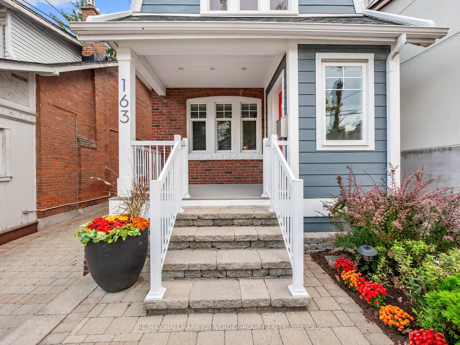 163 Courcelette Road