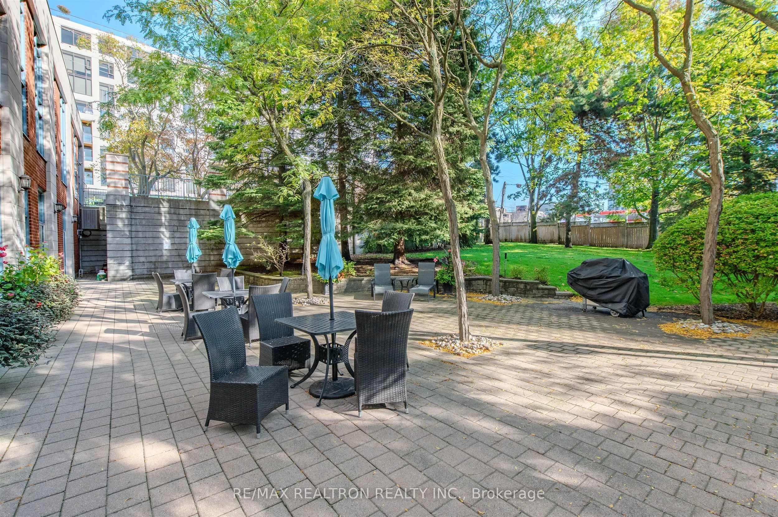 1091 Kingston Road, #429