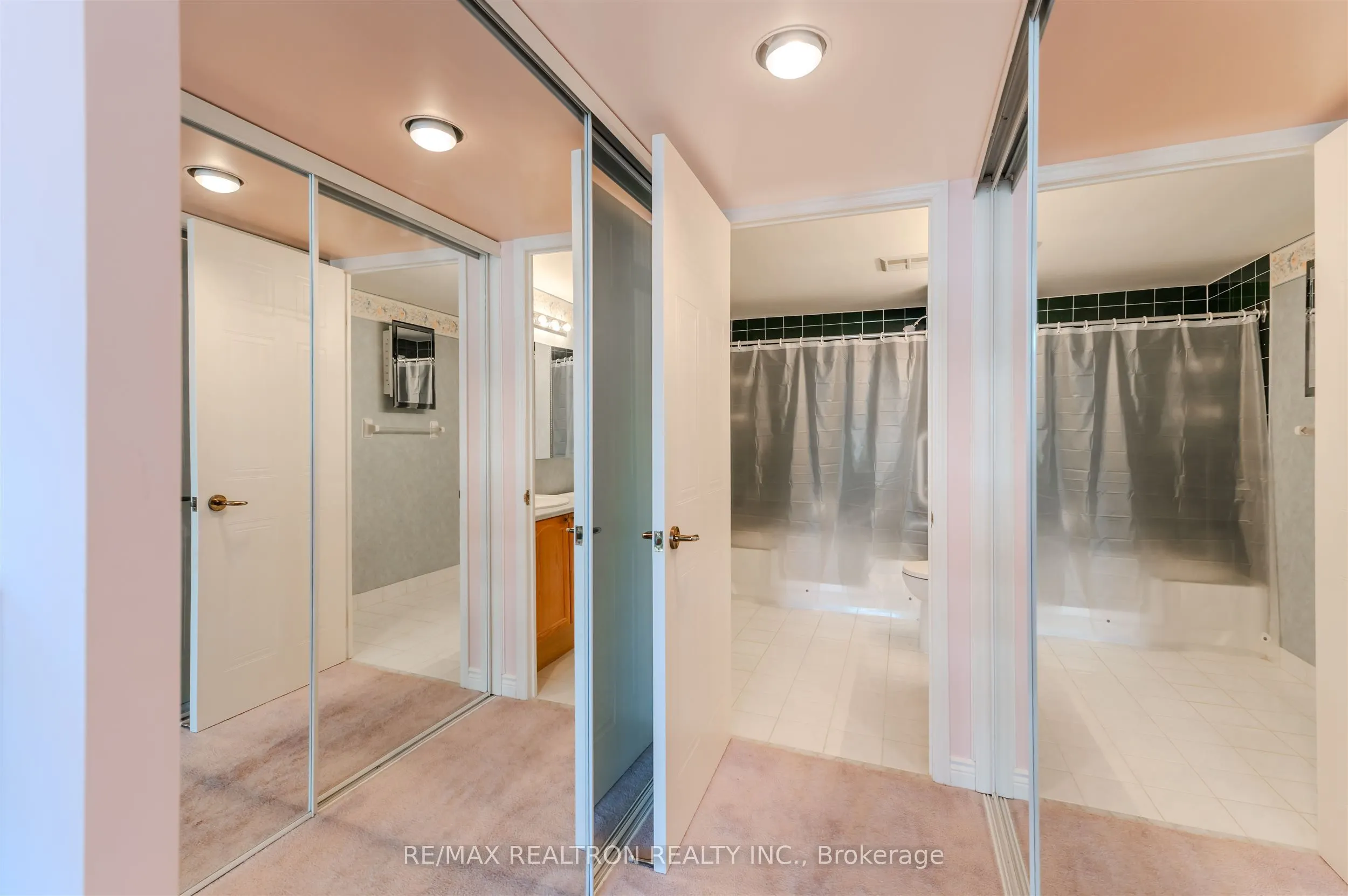 1091 Kingston Road, #429