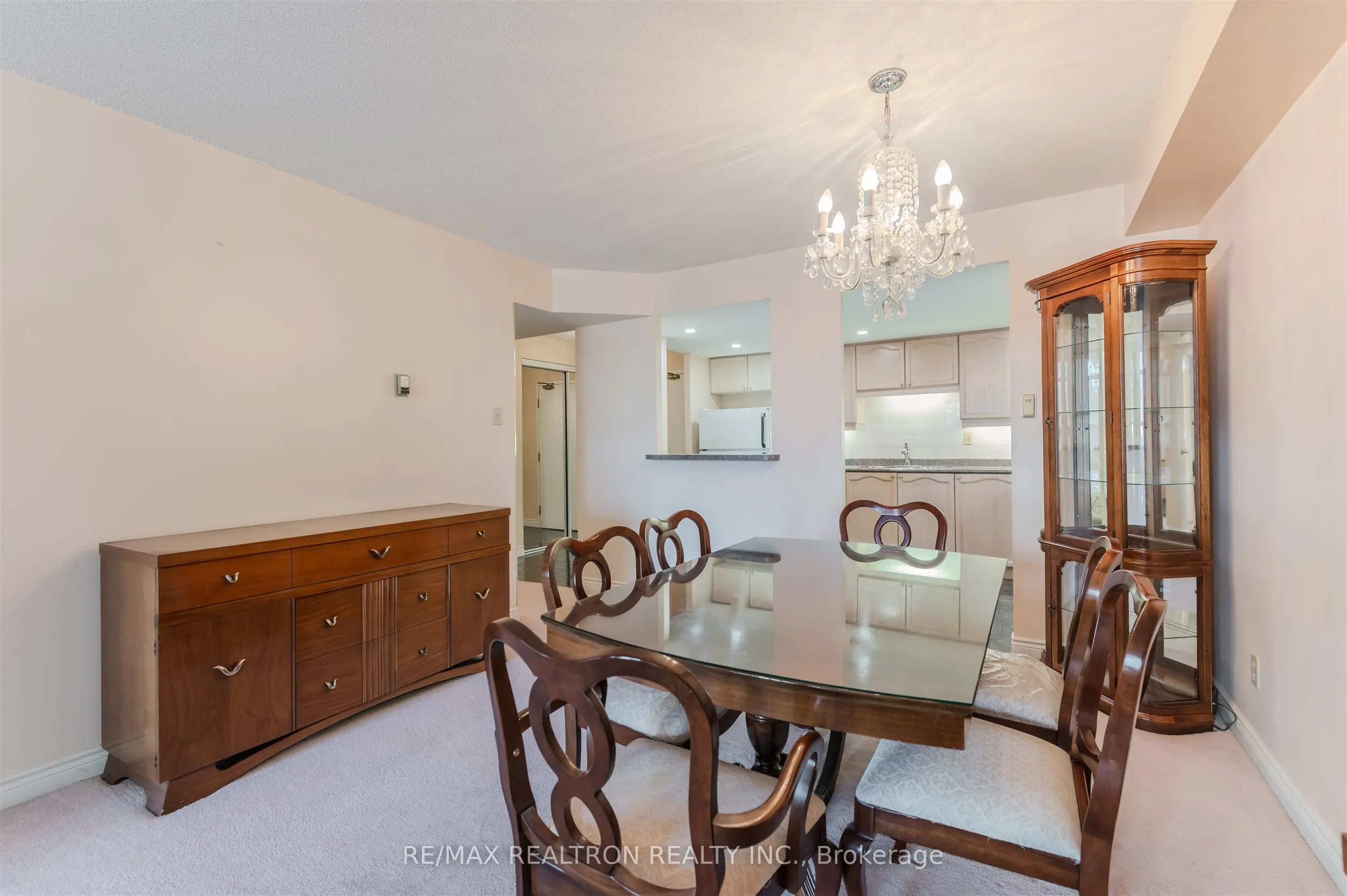 1091 Kingston Road, #429