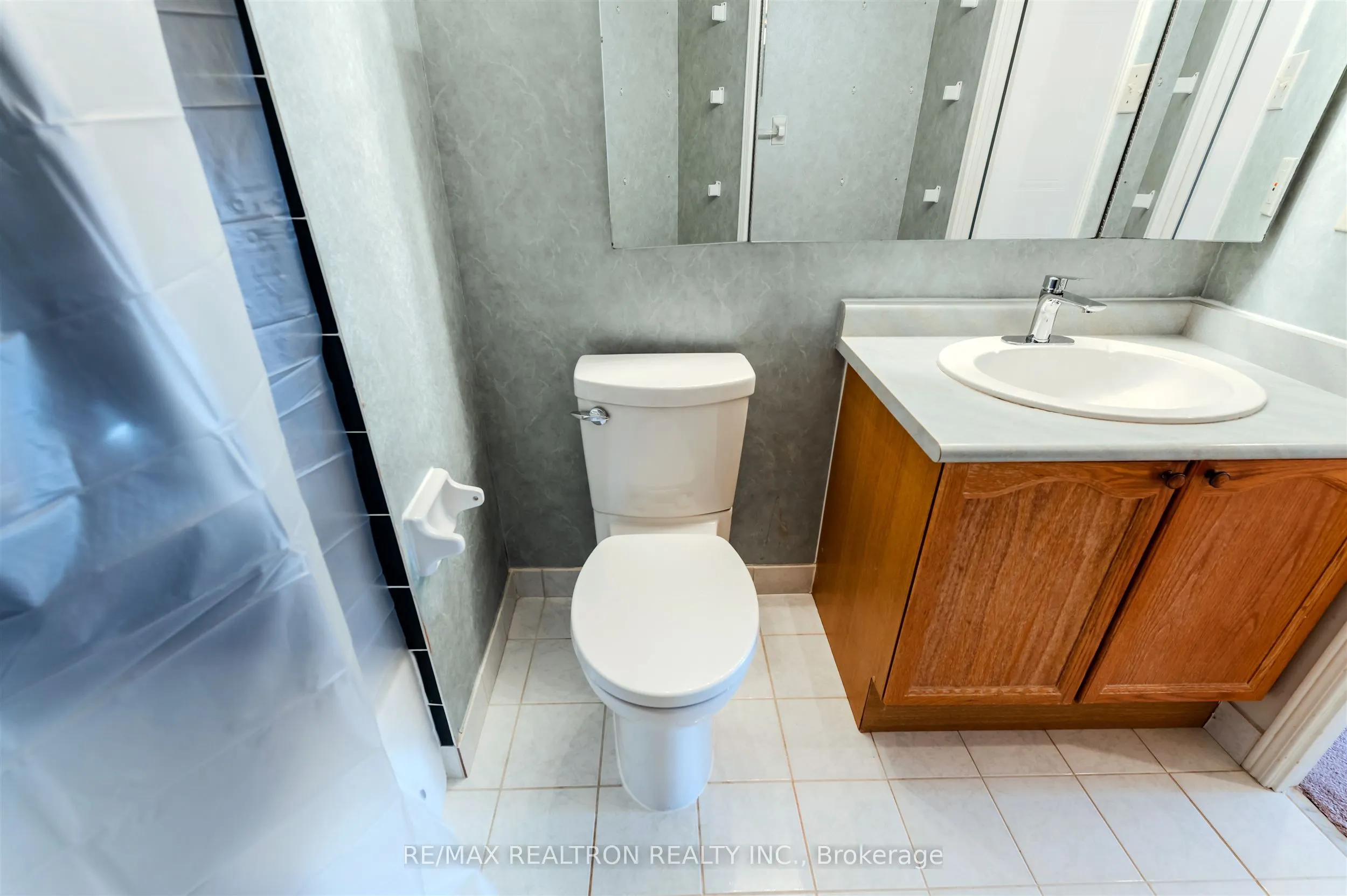 1091 Kingston Road, #429