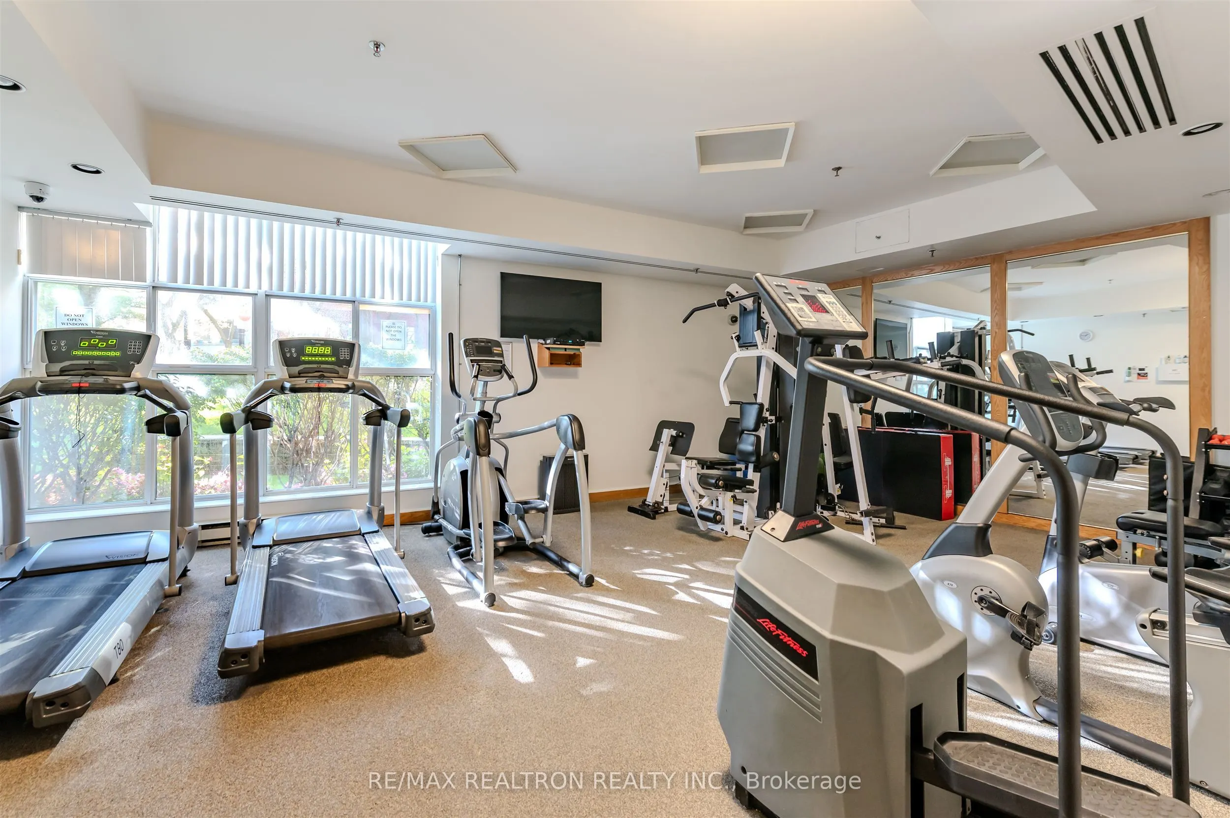 1091 Kingston Road, #429