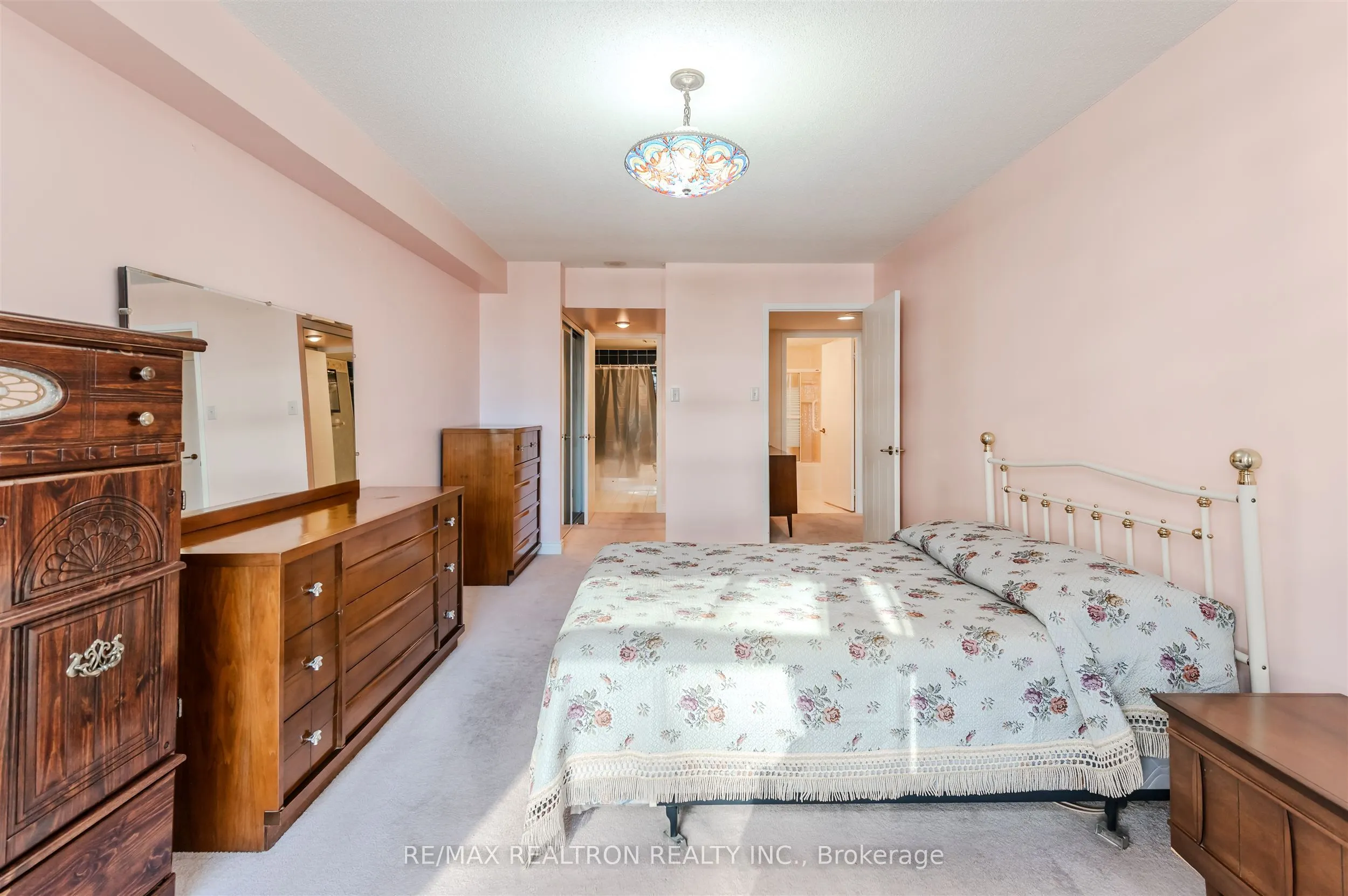 1091 Kingston Road, #429
