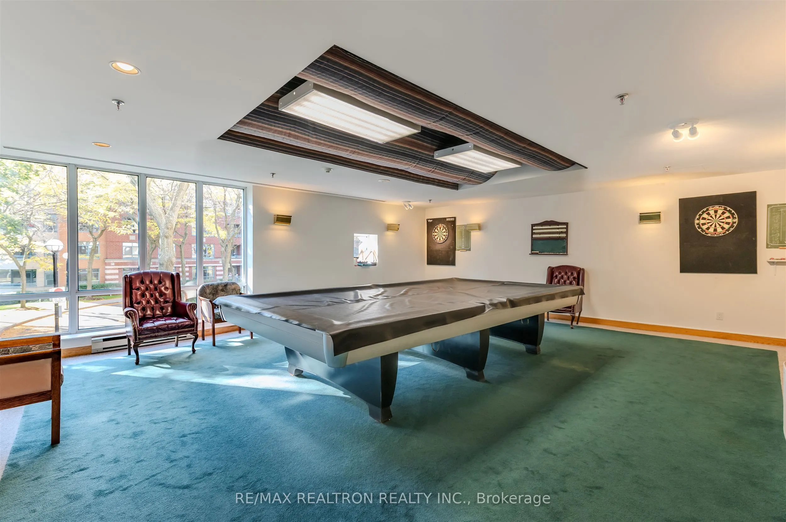 1091 Kingston Road, #429