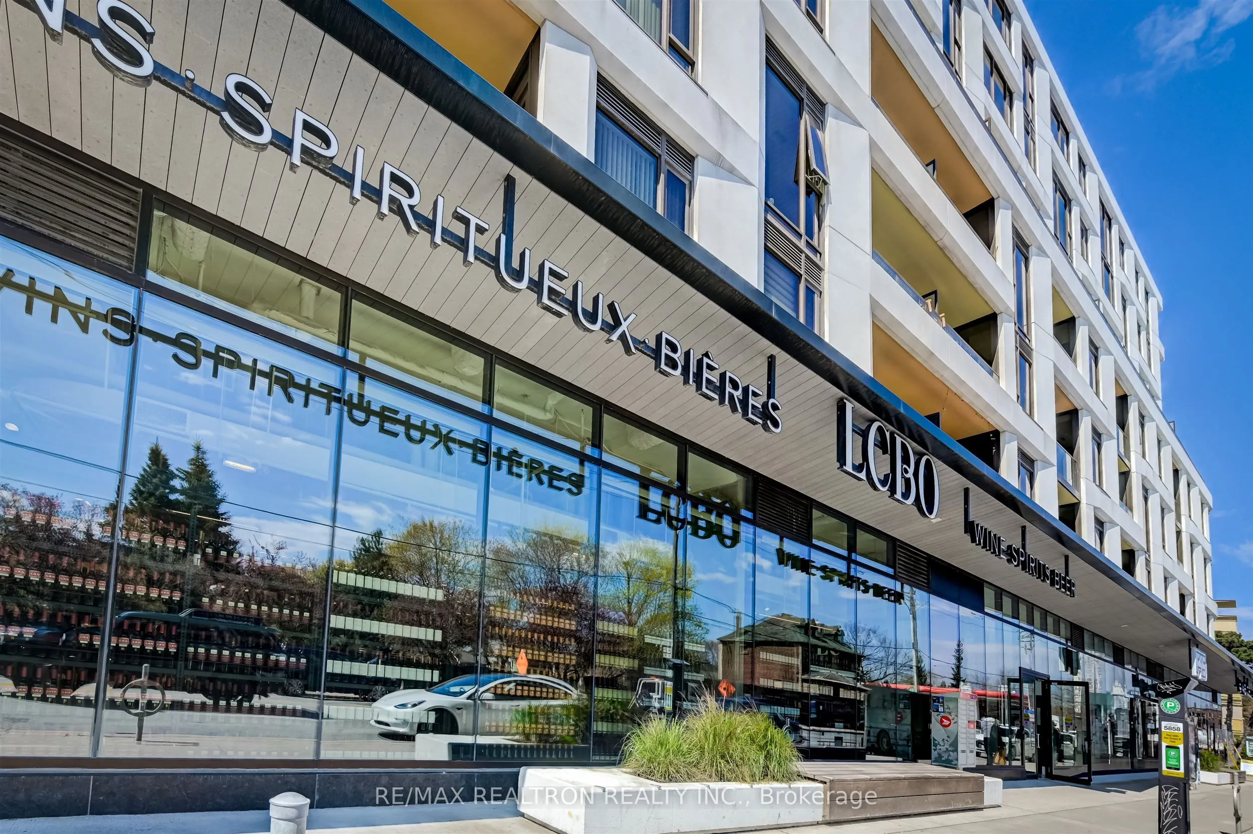 1091 Kingston Road, #429