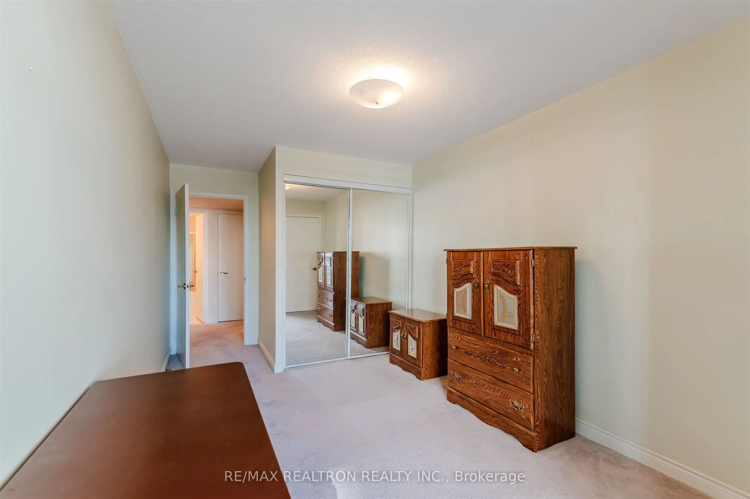 1091 Kingston Road, #429