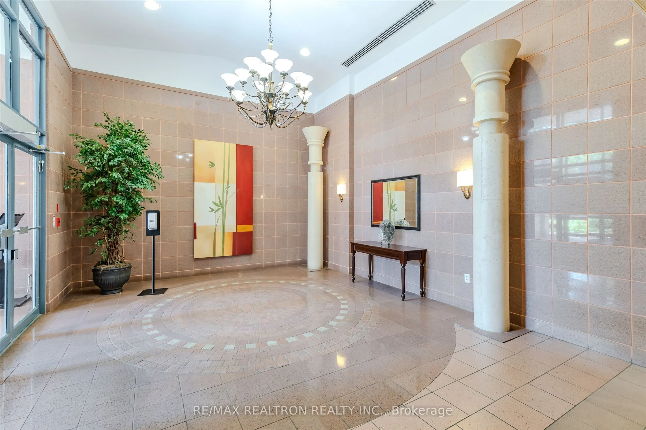 1091 Kingston Road, #429