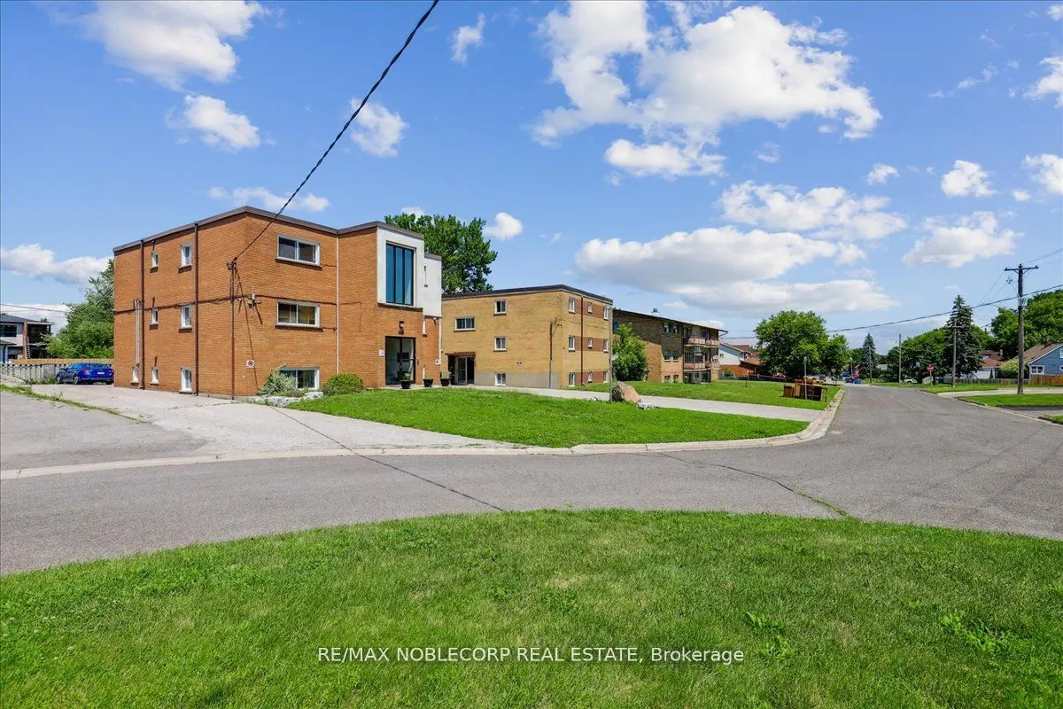 362 Elgin Court, #2