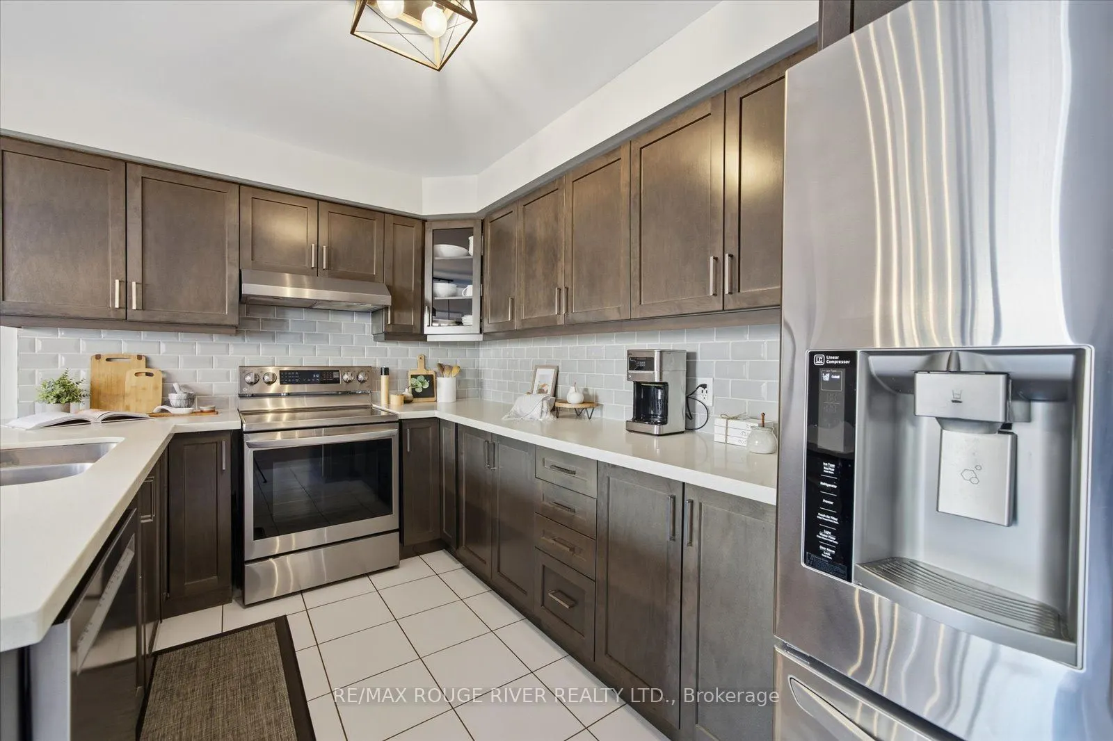 245 Blackwell Crescent