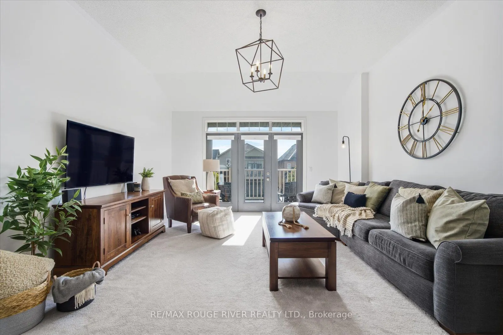 245 Blackwell Crescent