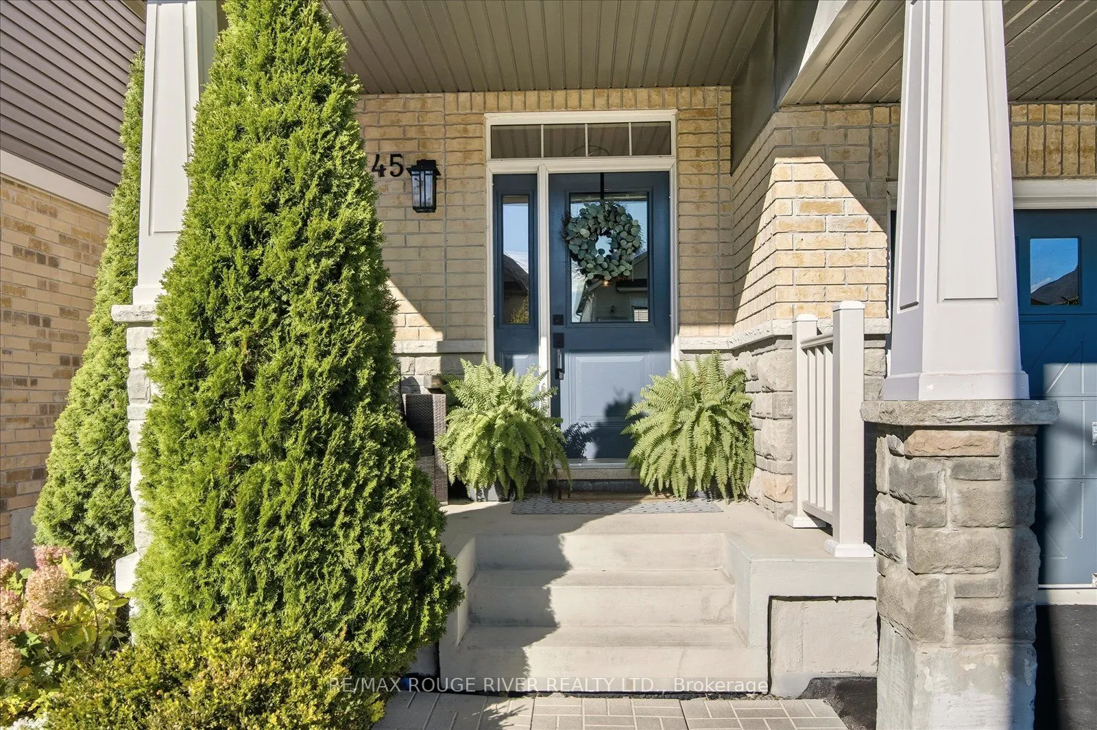 245 Blackwell Crescent