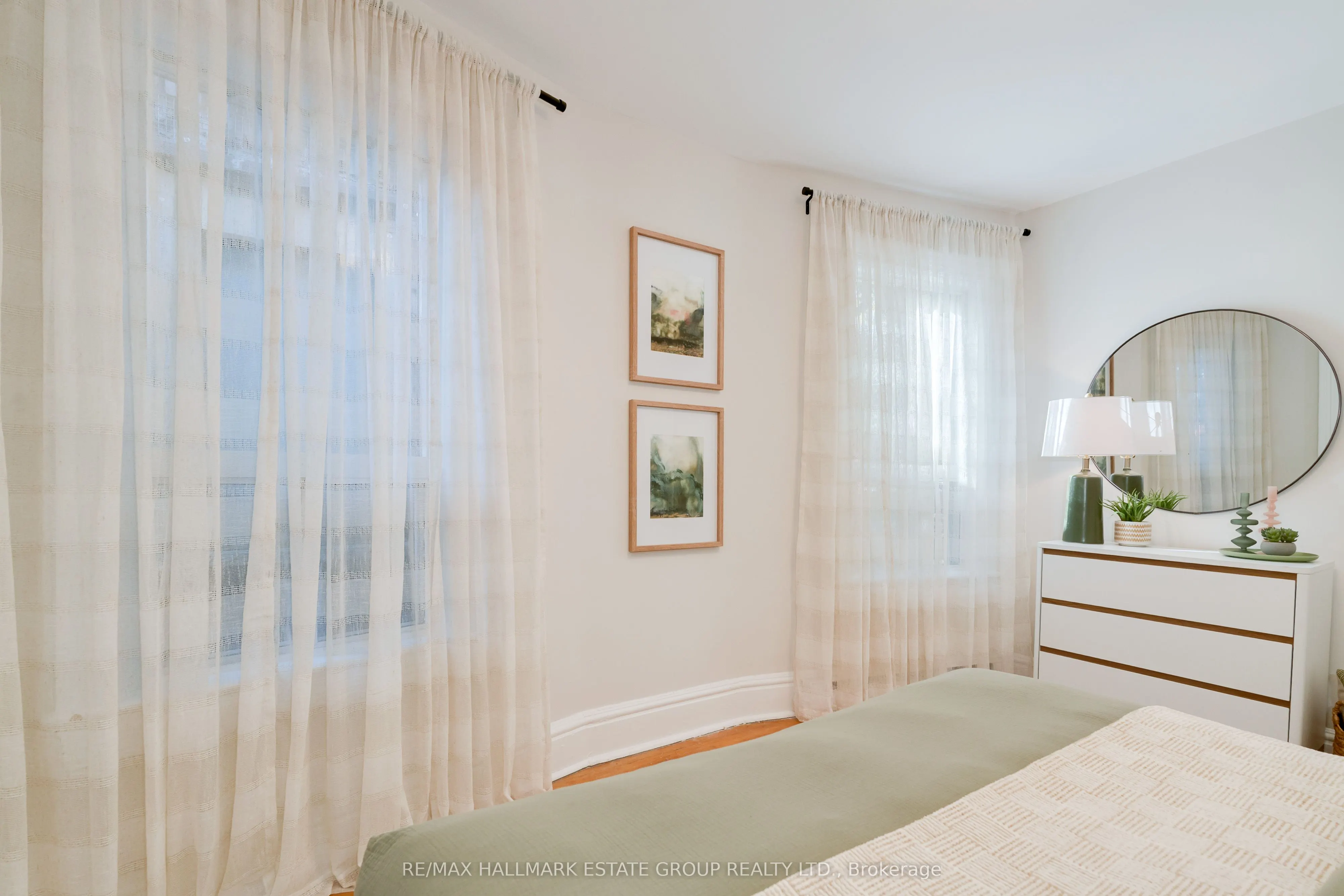 4 Riverdale Avenue