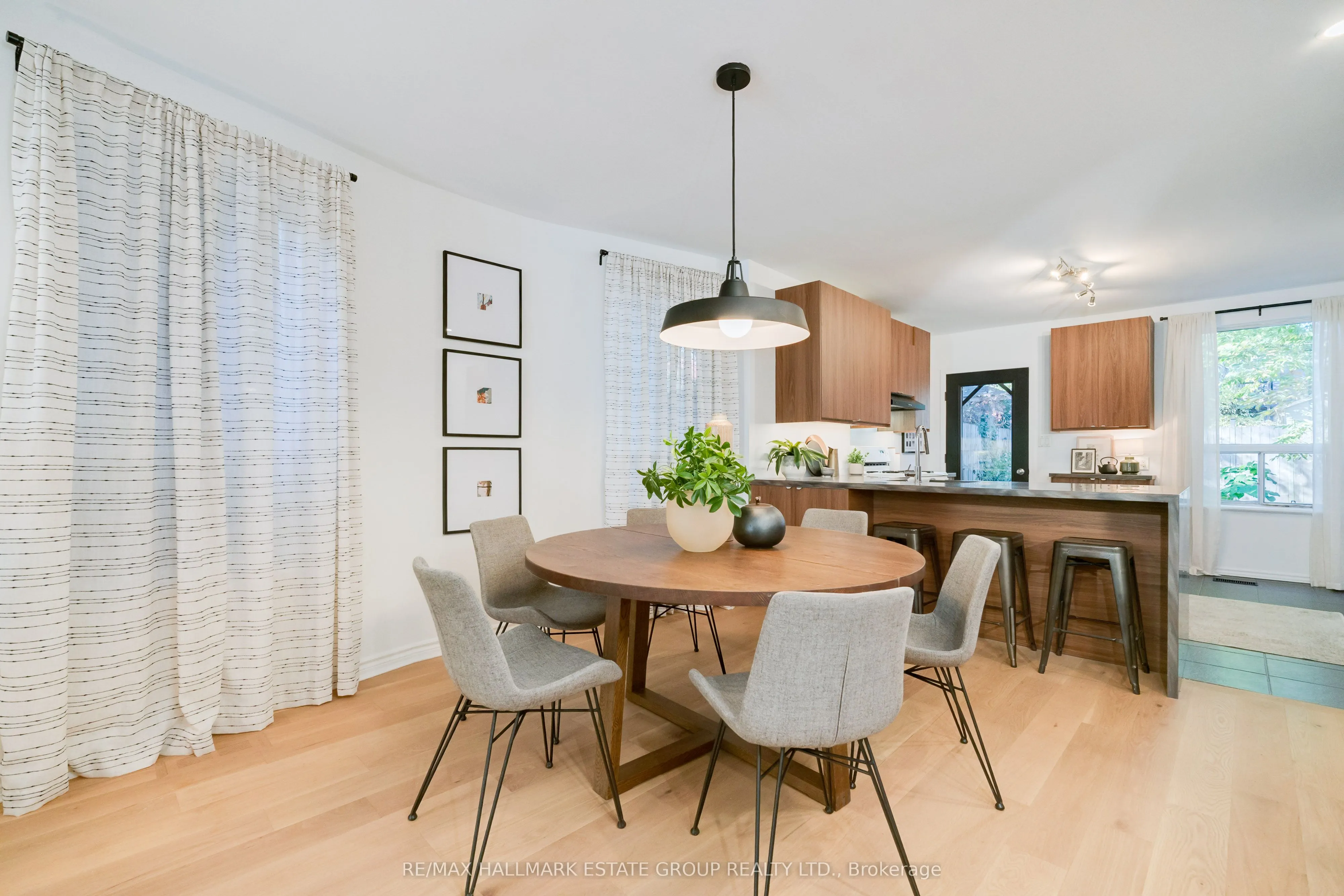 4 Riverdale Avenue