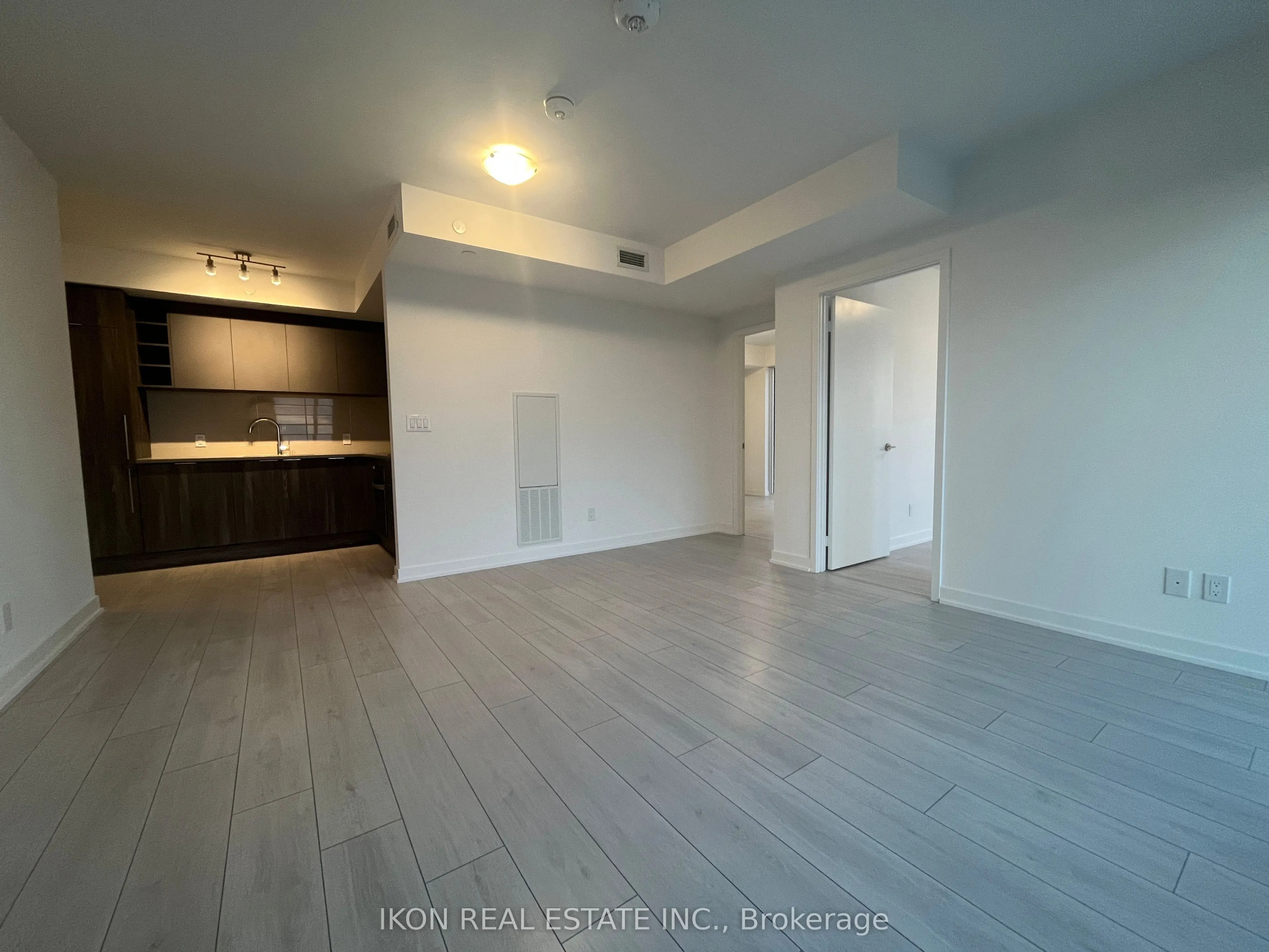 2031 Kennedy Road, #2125