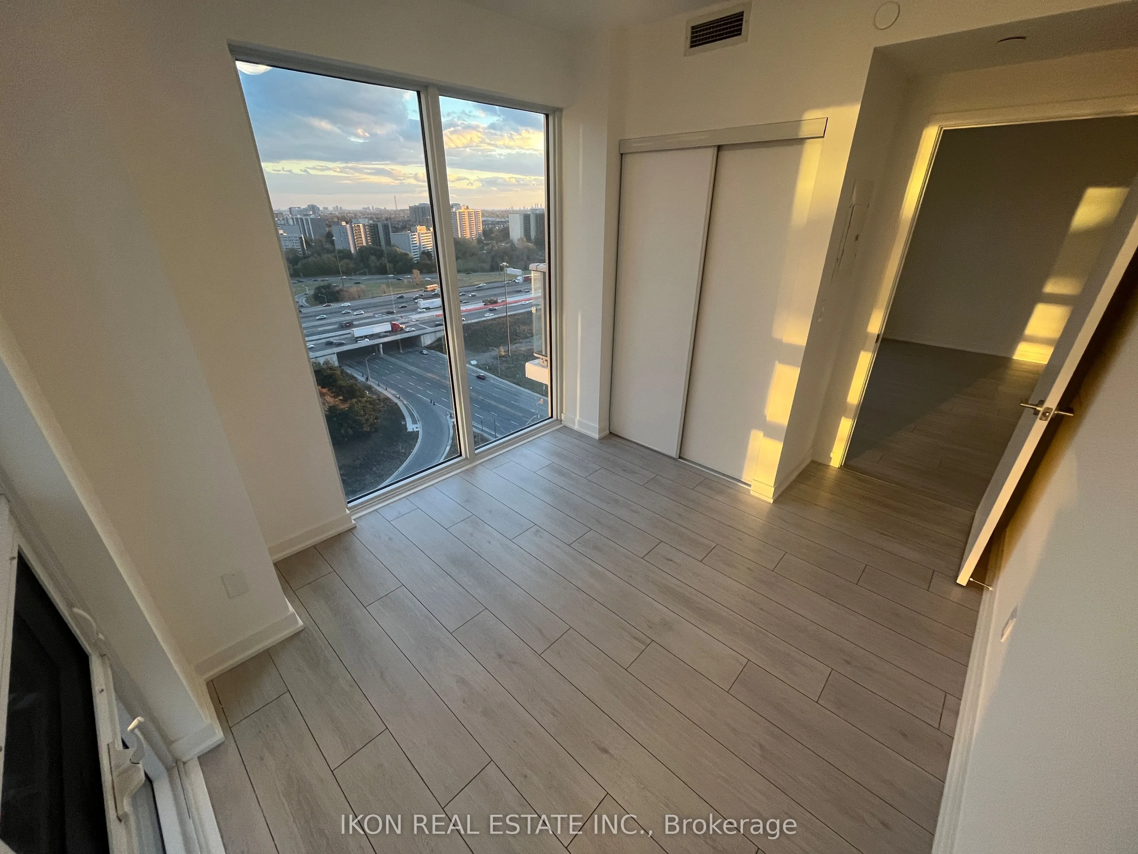 2031 Kennedy Road, #2125