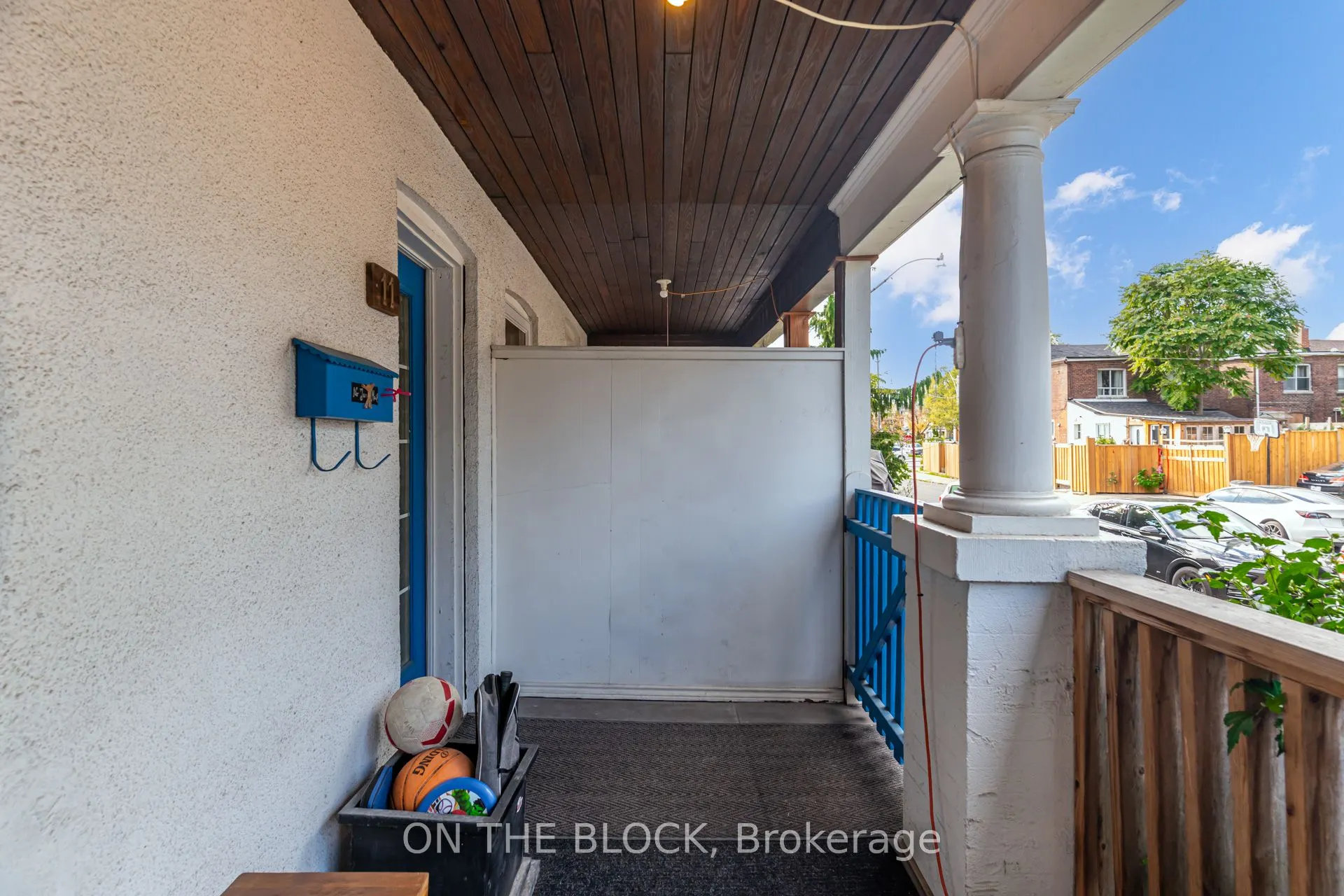 11 Mountnoel Avenue