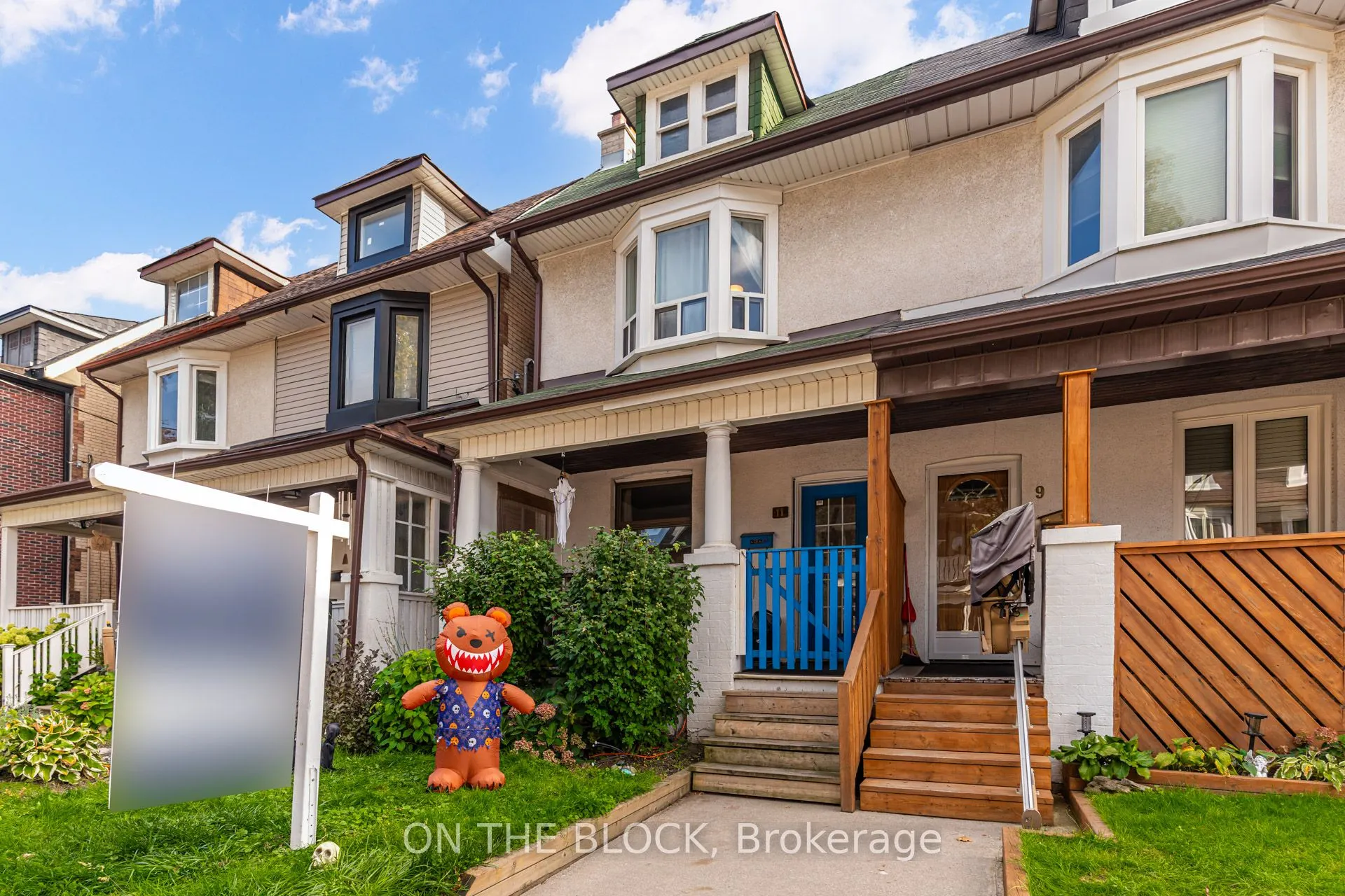 11 Mountnoel Avenue