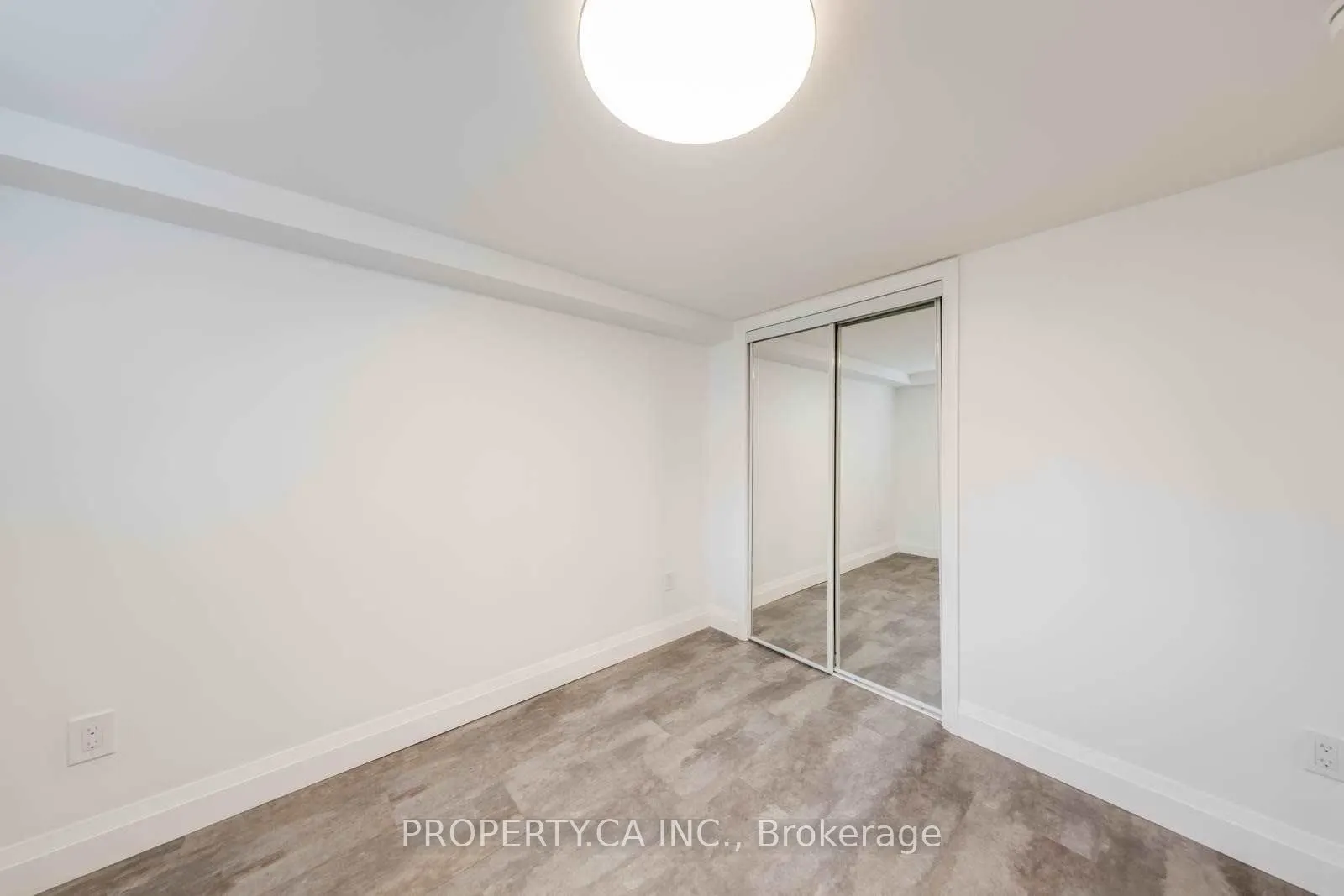 1061 Logan Avenue, #Lower