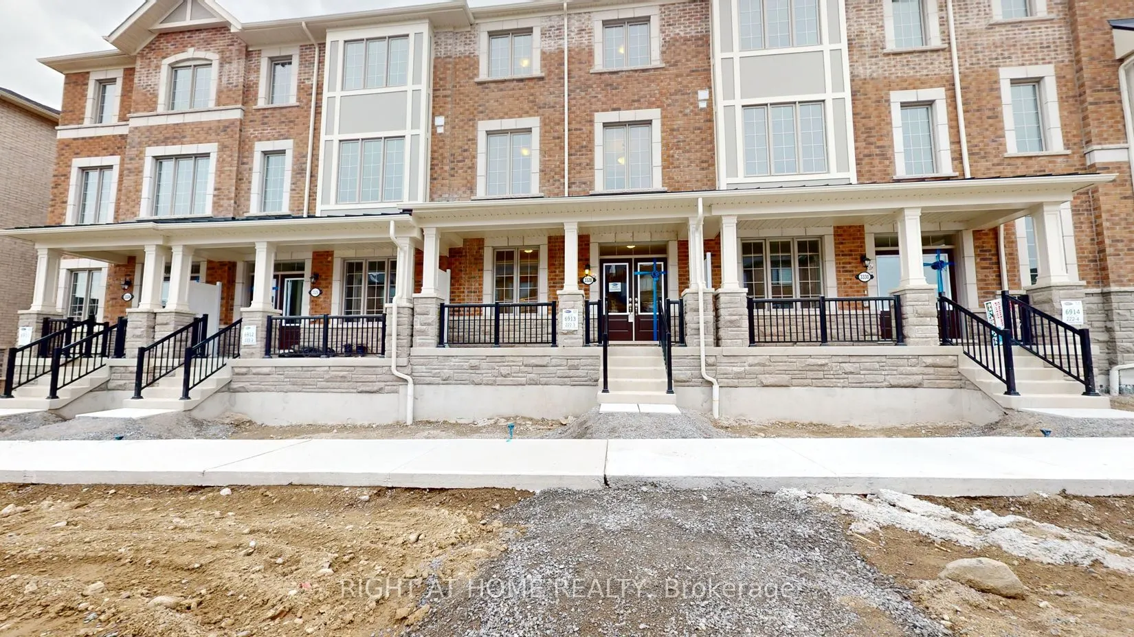 3328 Thunderbird Promenade E