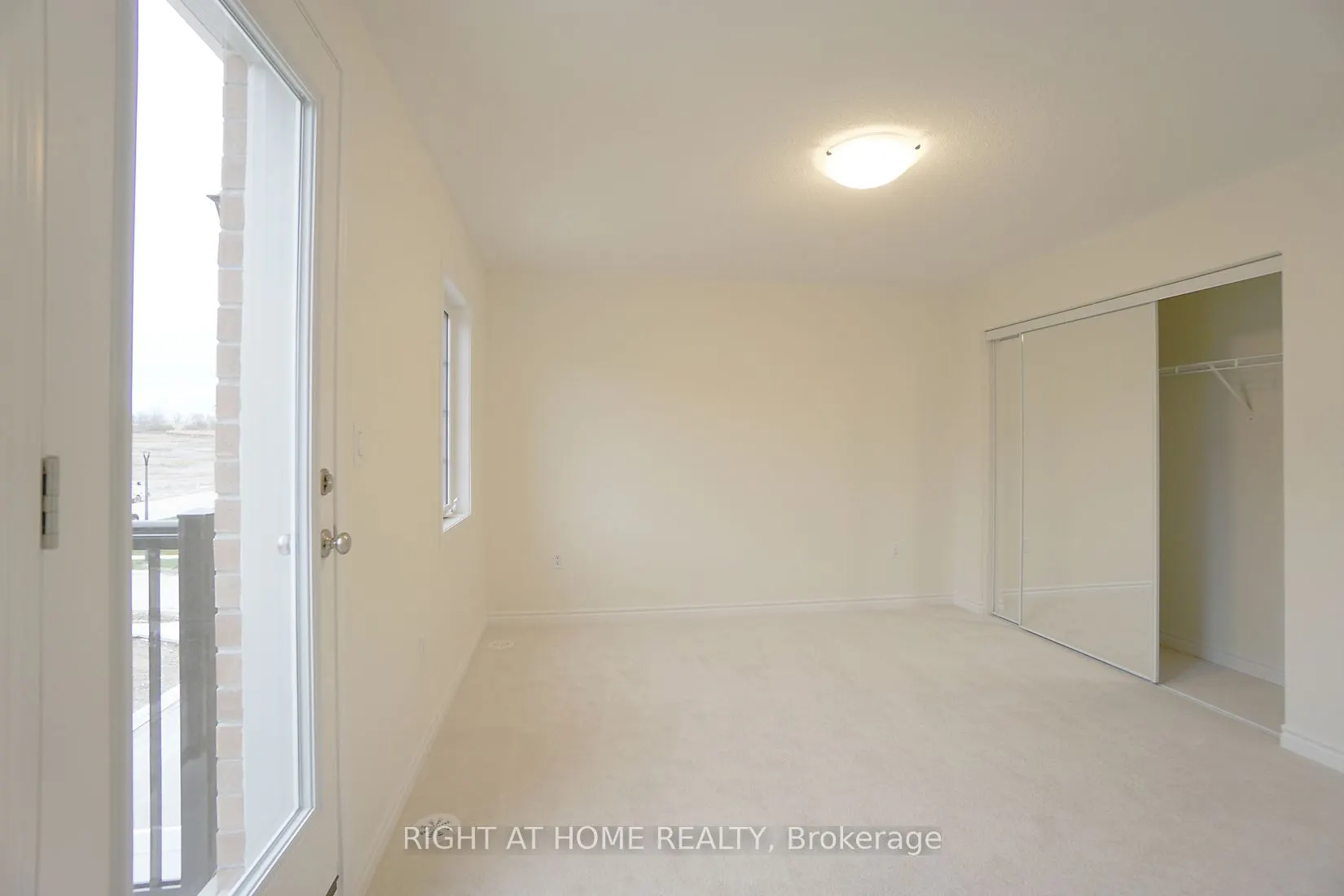 3328 Thunderbird Promenade E