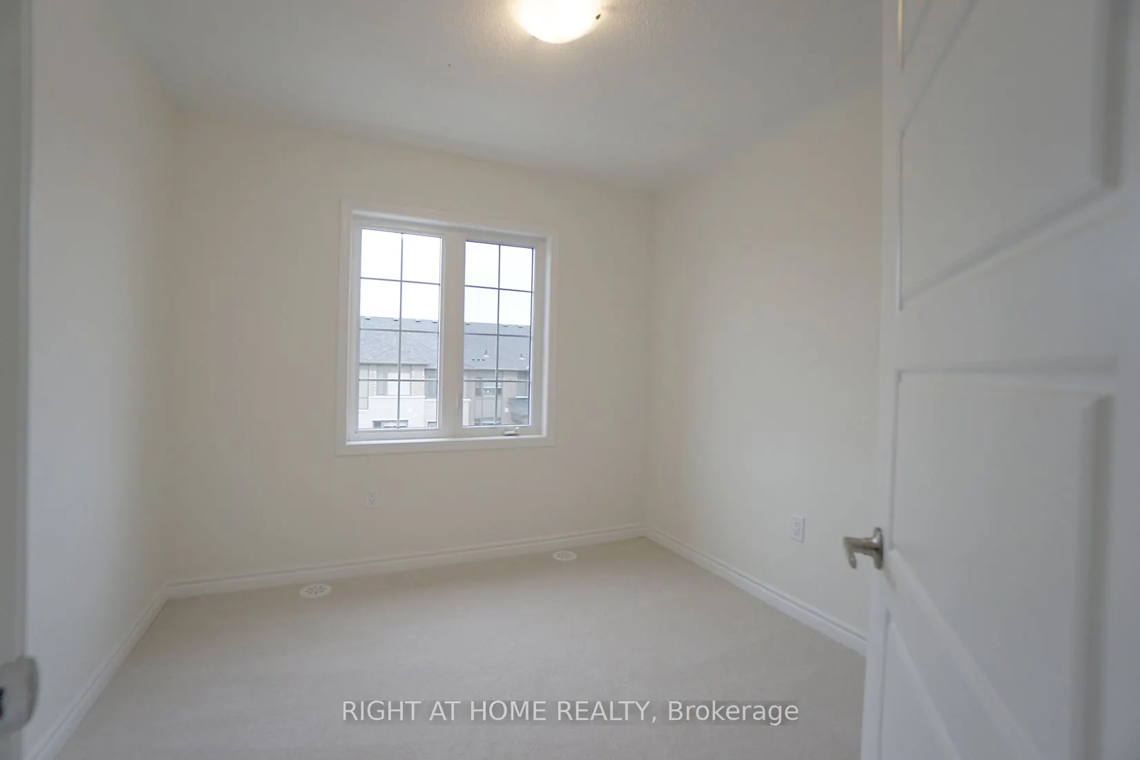 3328 Thunderbird Promenade E