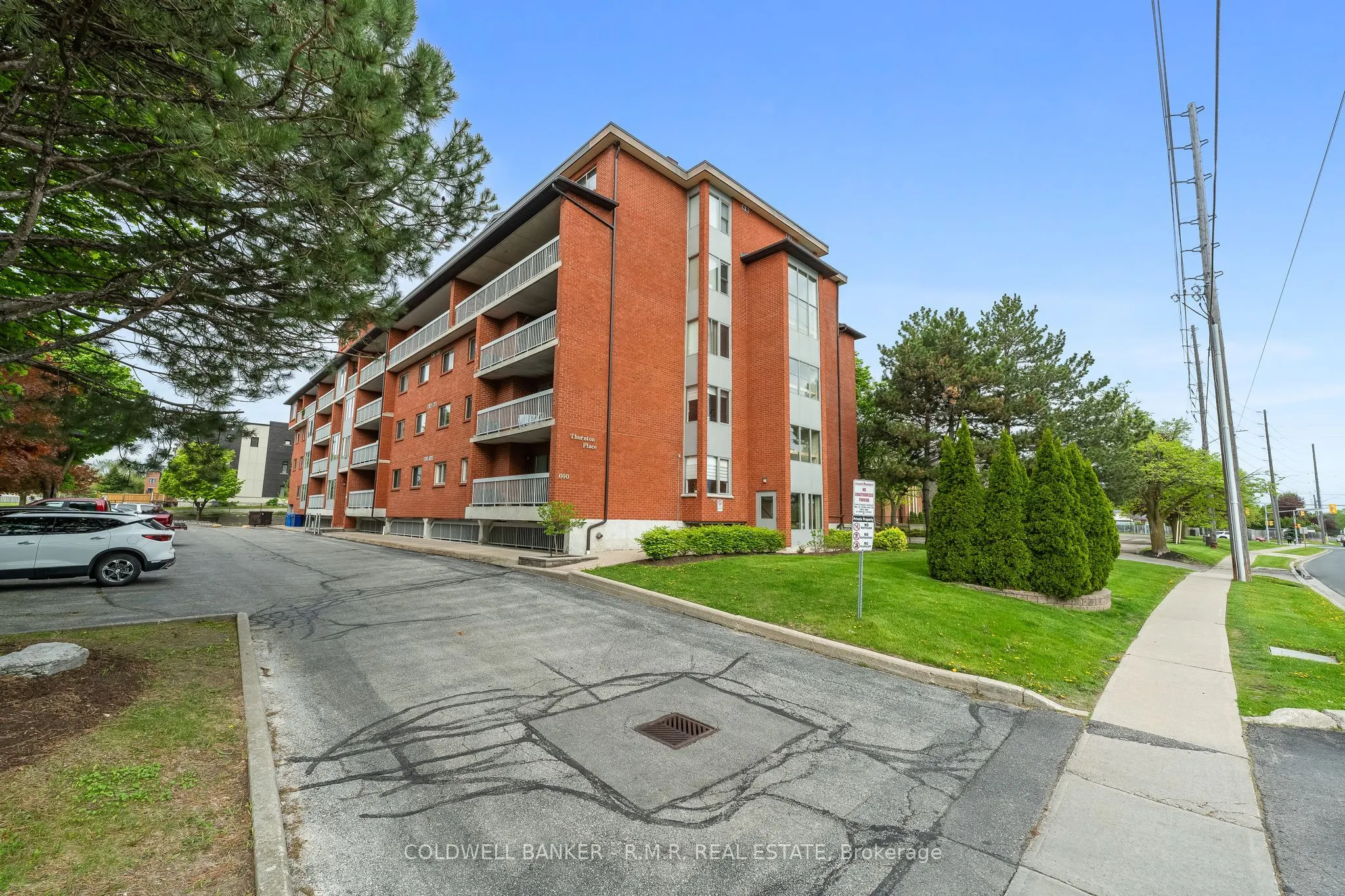 600 Thornton Road N, #PH2