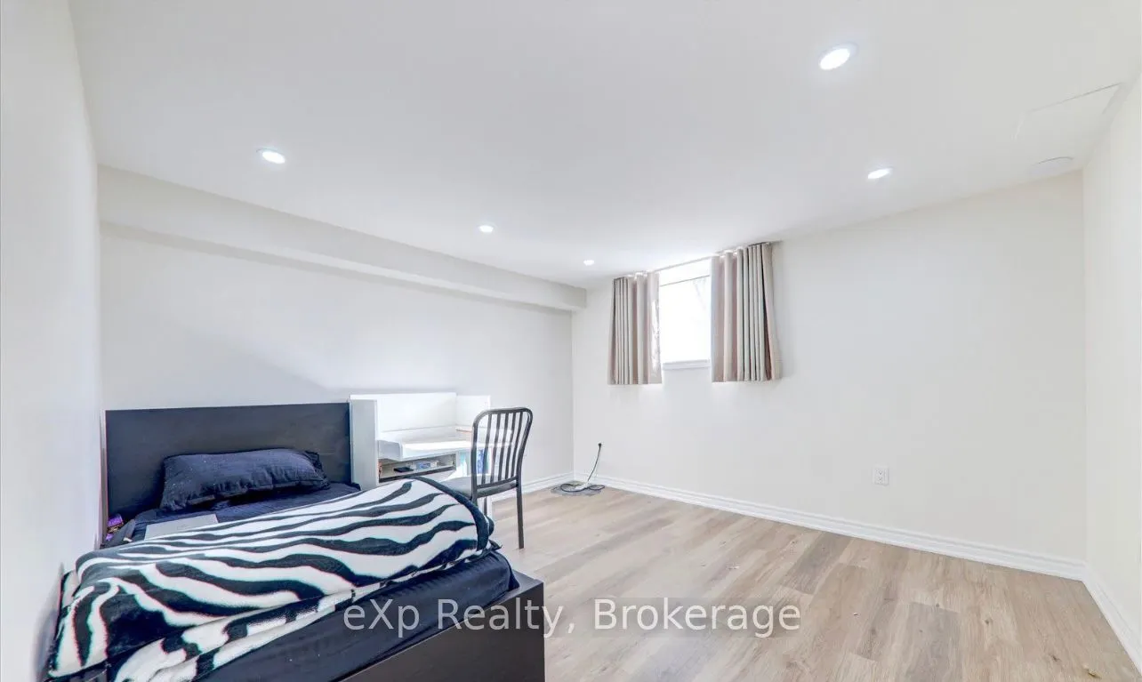 35 Darlingside Drive, #Basement