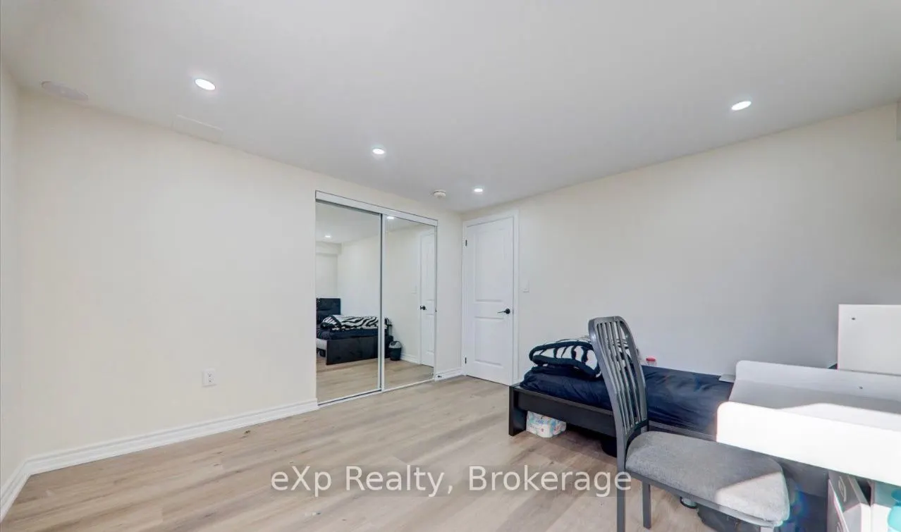 35 Darlingside Drive, #Basement