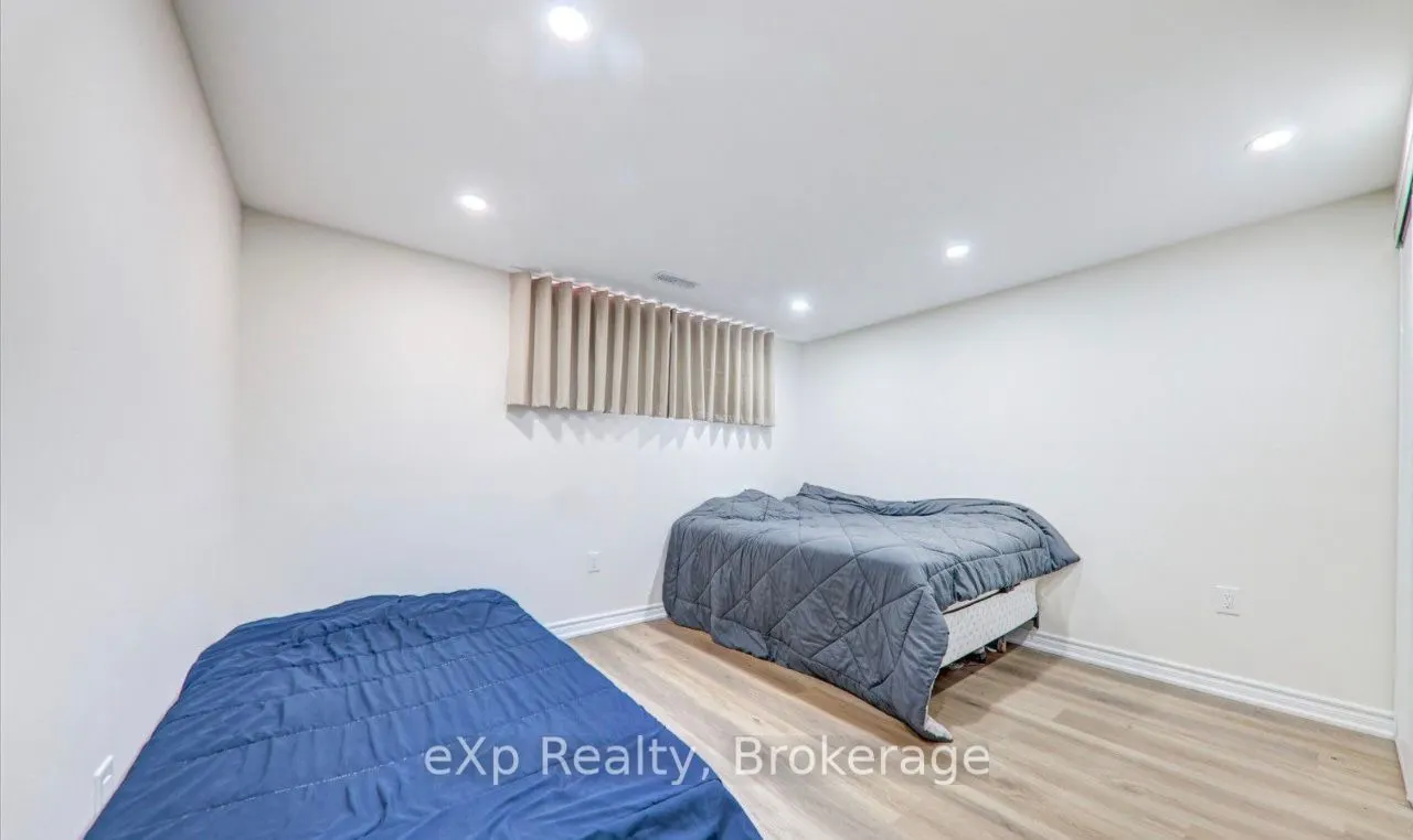 35 Darlingside Drive, #Basement