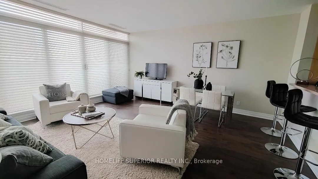 44 Bond Street W, #316