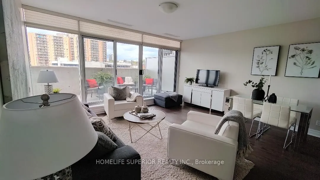 44 Bond Street W, #316