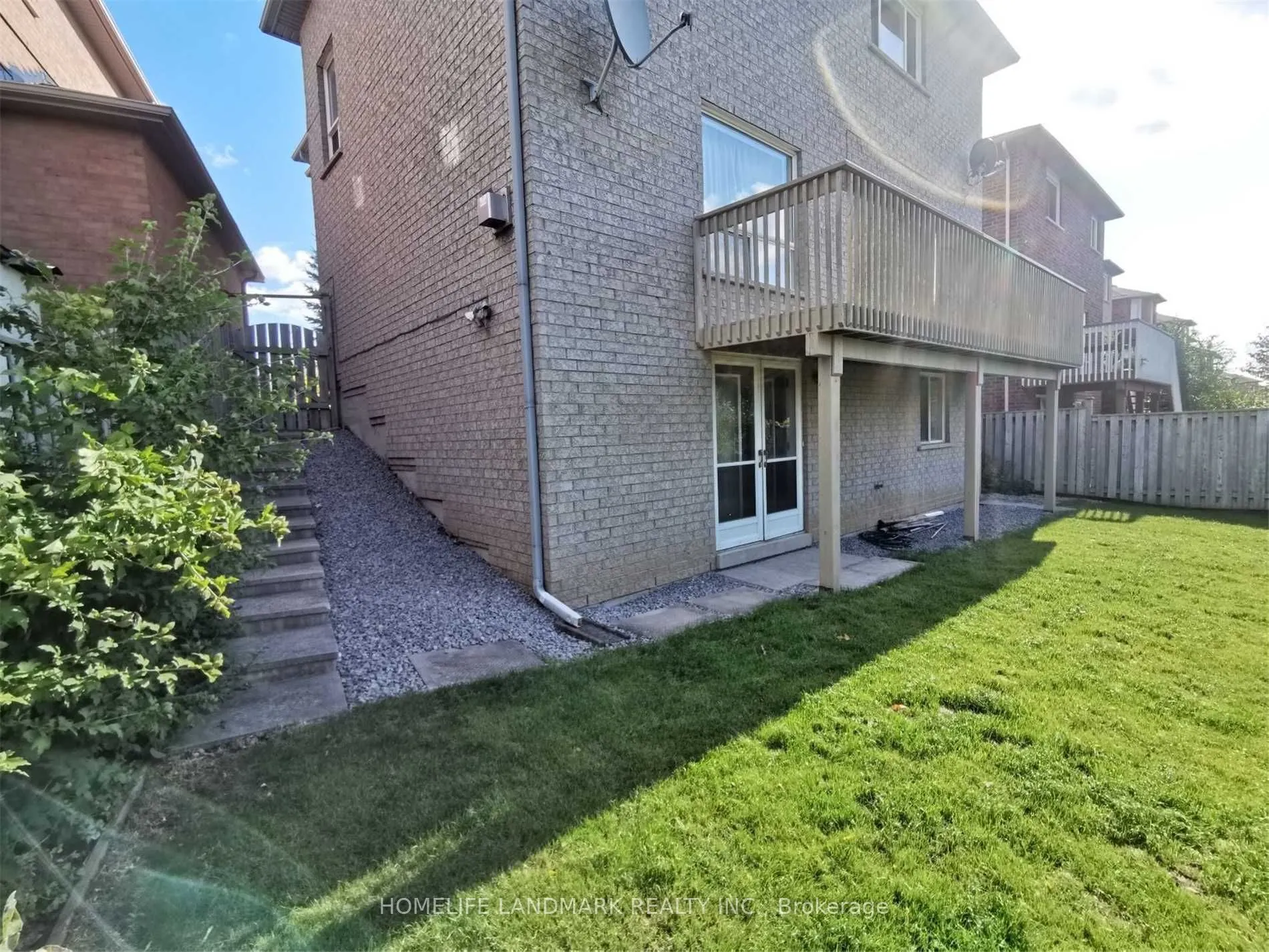 26 Ashglen Court