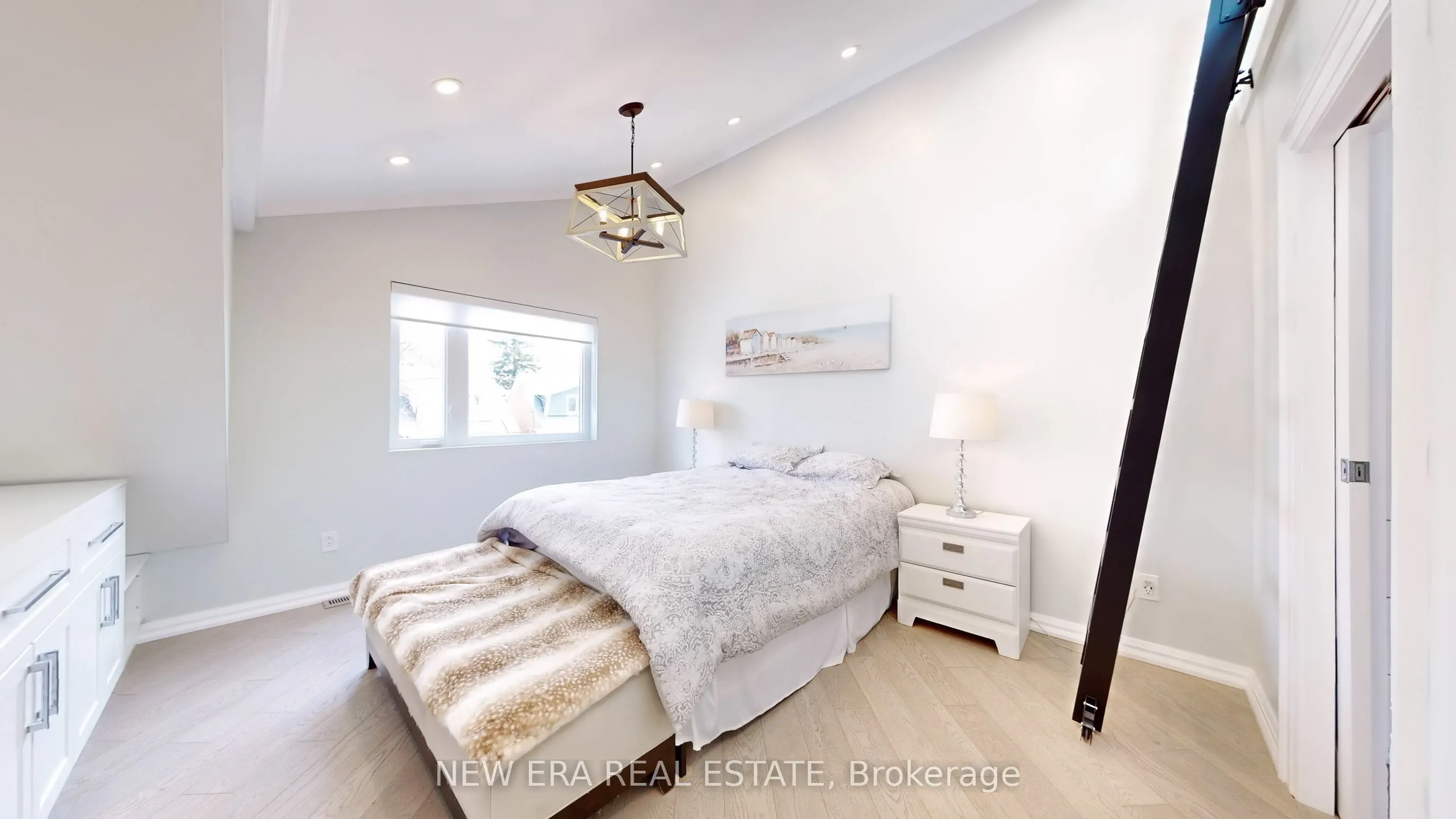 34 Kimbourne Avenue