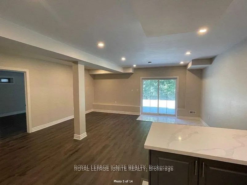 143 Auckland Drive, #Bsmt