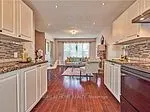 702 Brock Street S
