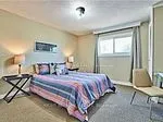 702 Brock Street S