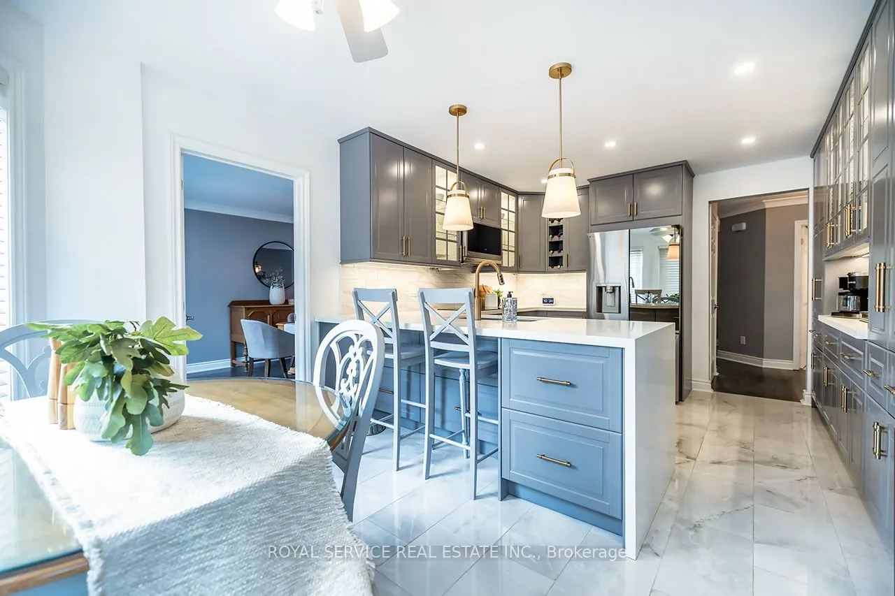55 White Cliffe Drive
