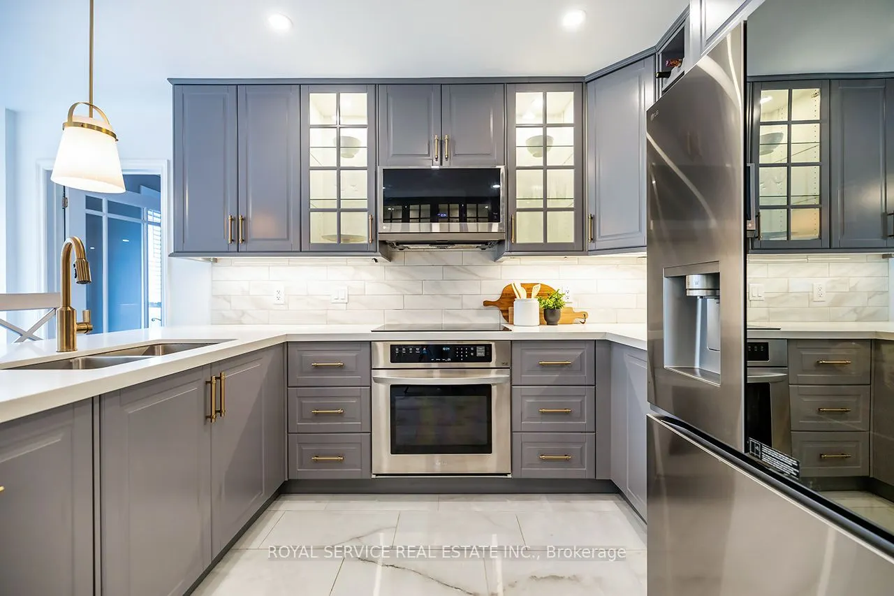 55 White Cliffe Drive