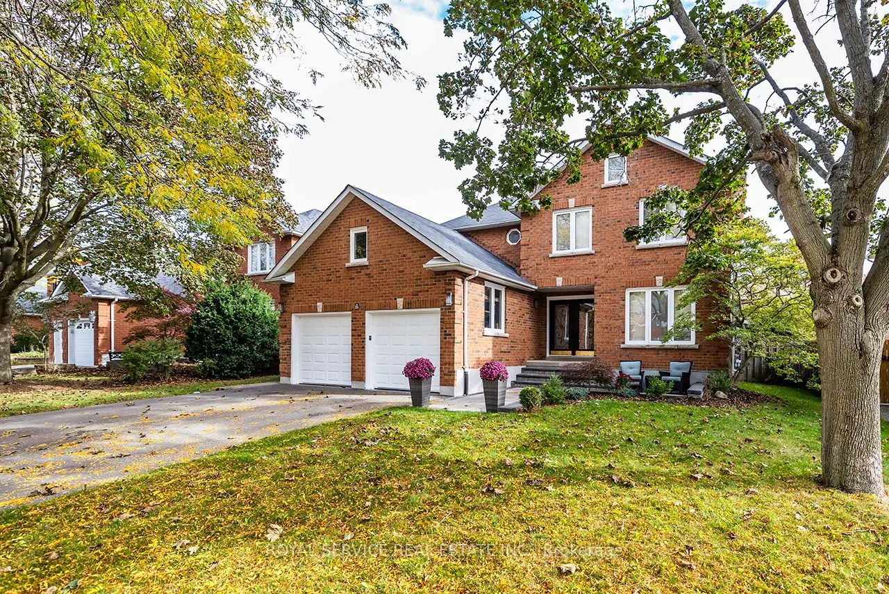 55 White Cliffe Drive