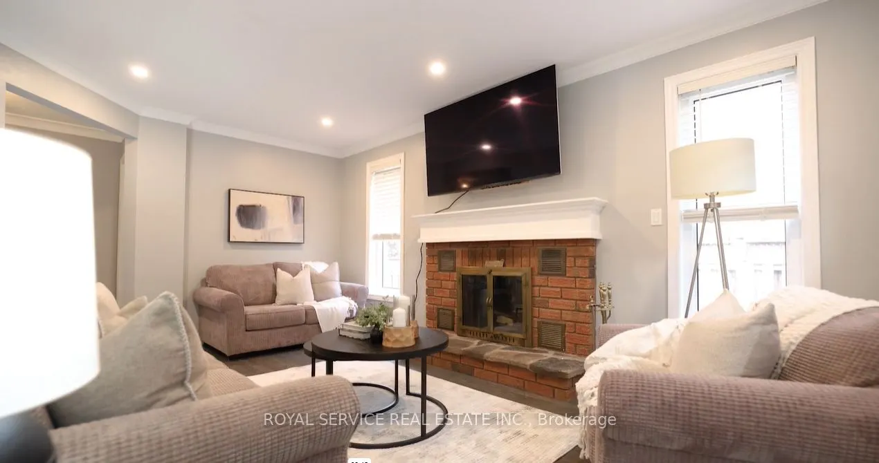 55 White Cliffe Drive